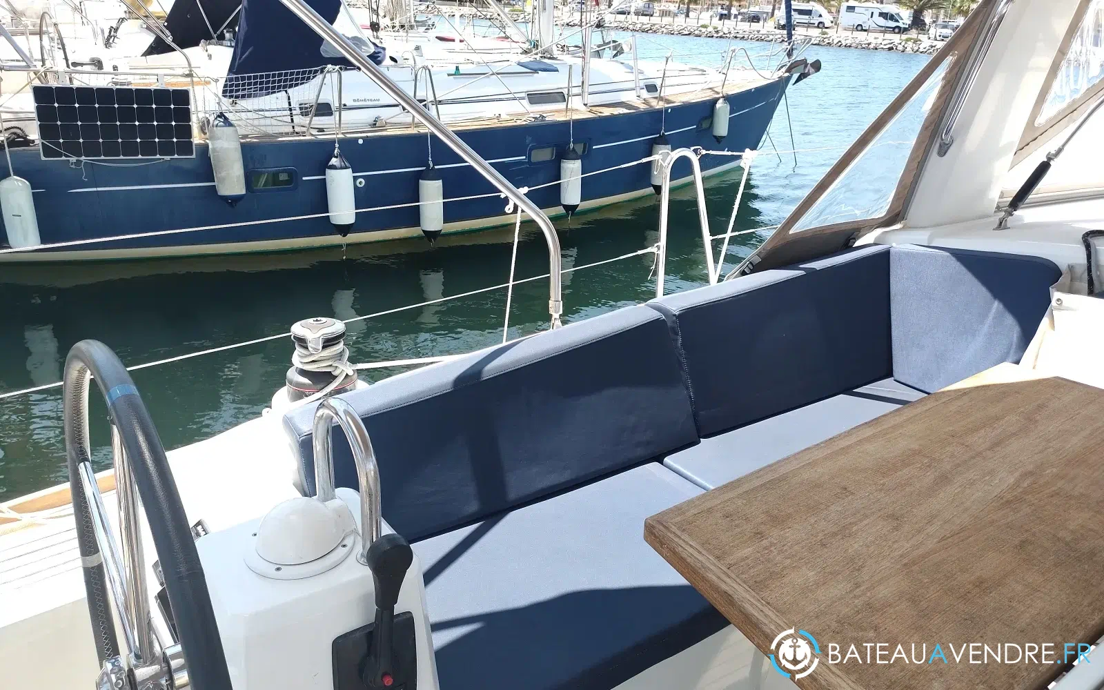 slider 9 Beneteau Oceanis 38.1
