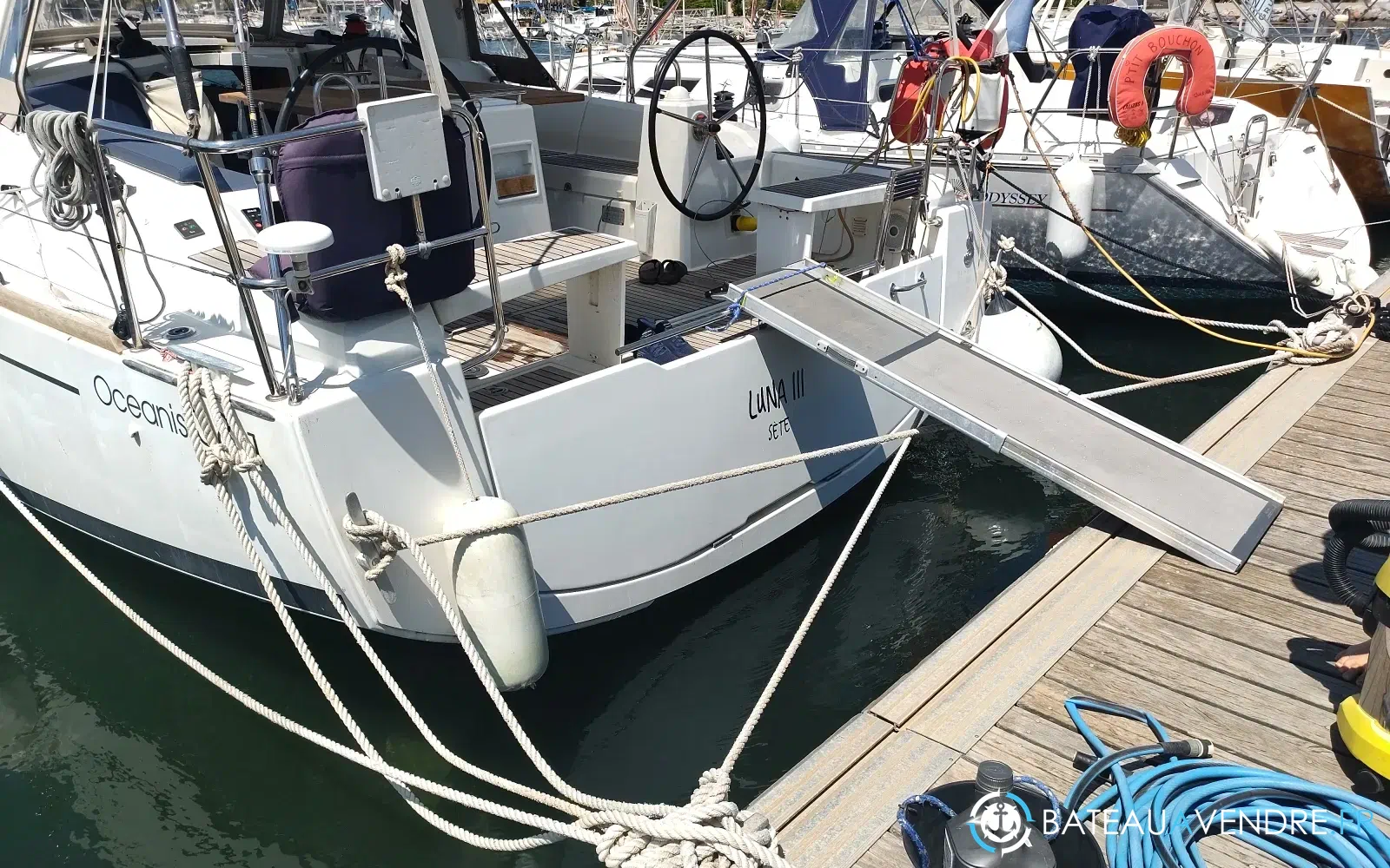 slider 6 Beneteau Oceanis 38.1