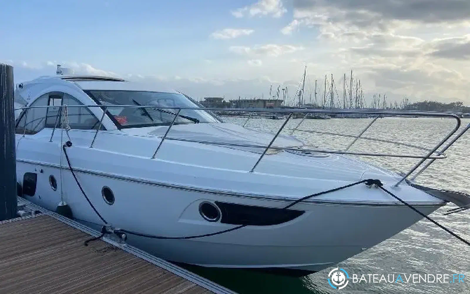slider 1 Beneteau Flyer Gran Turismo 38