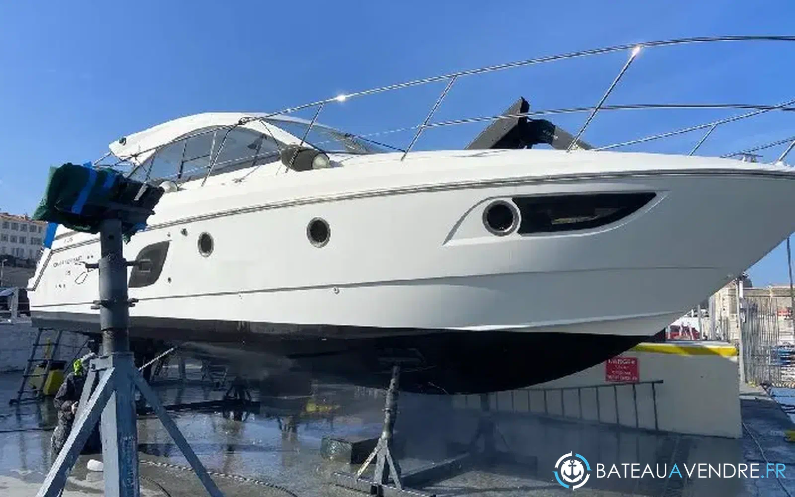 slider 3 Beneteau Flyer Gran Turismo 38
