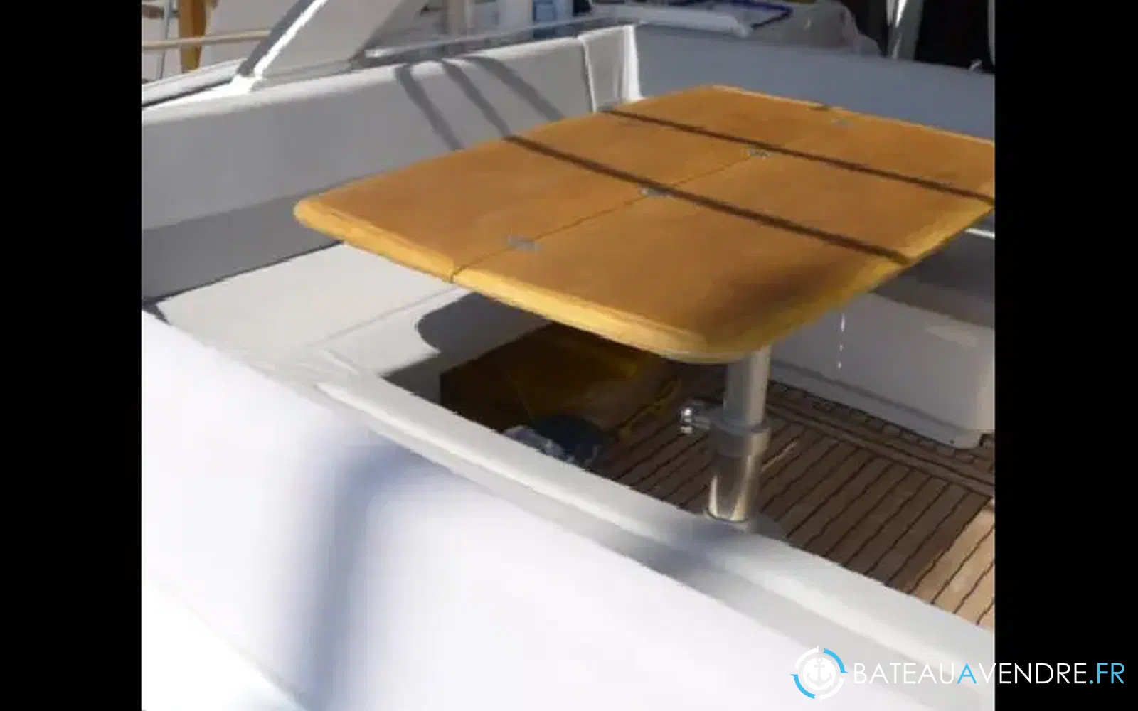 slider 4 Beneteau Flyer Gran Turismo 38