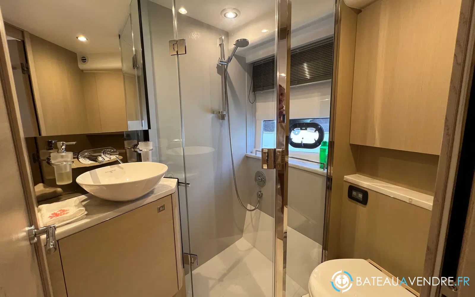 slider 19 Princess V50