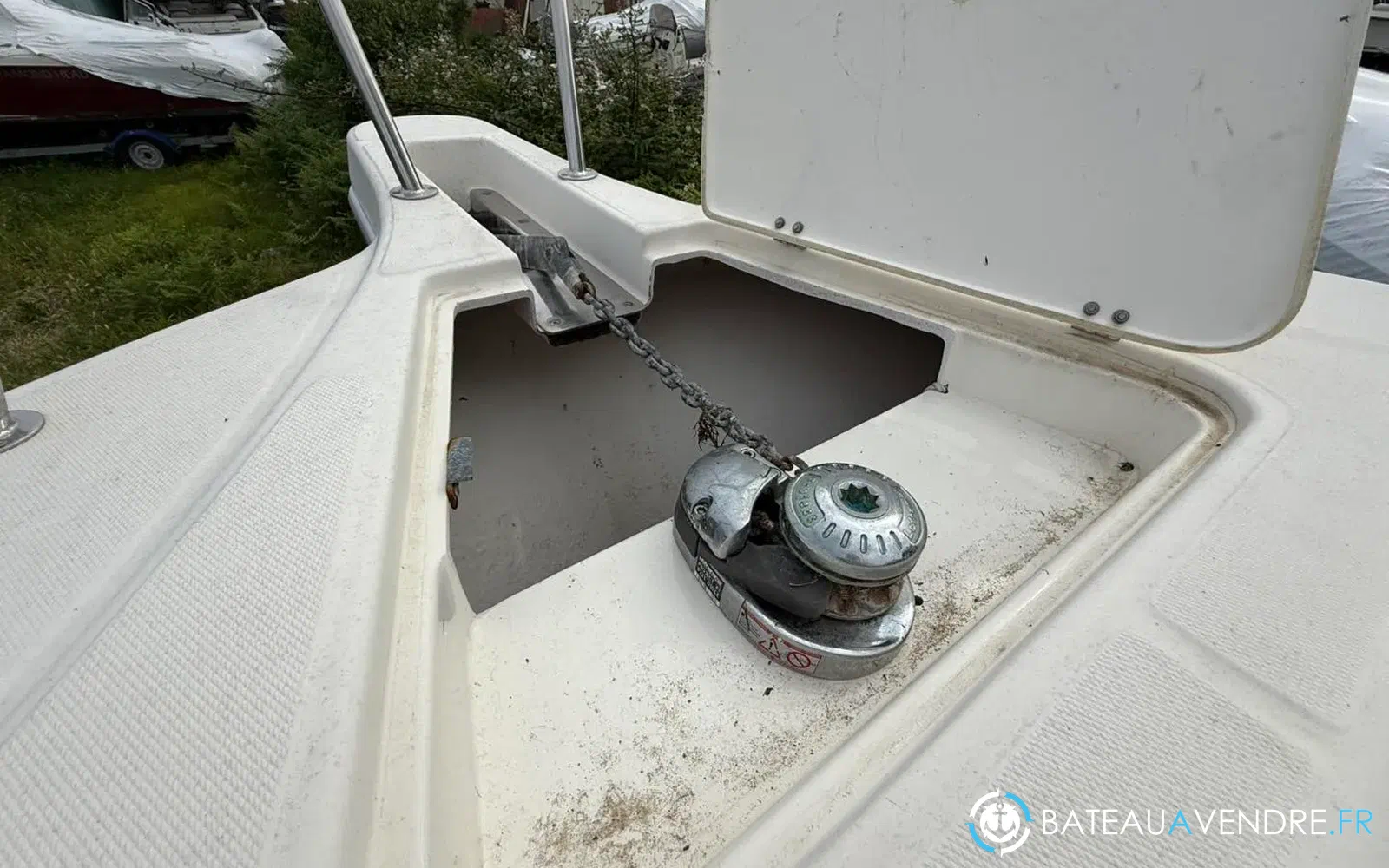 slider 18 Kelt White Shark 225