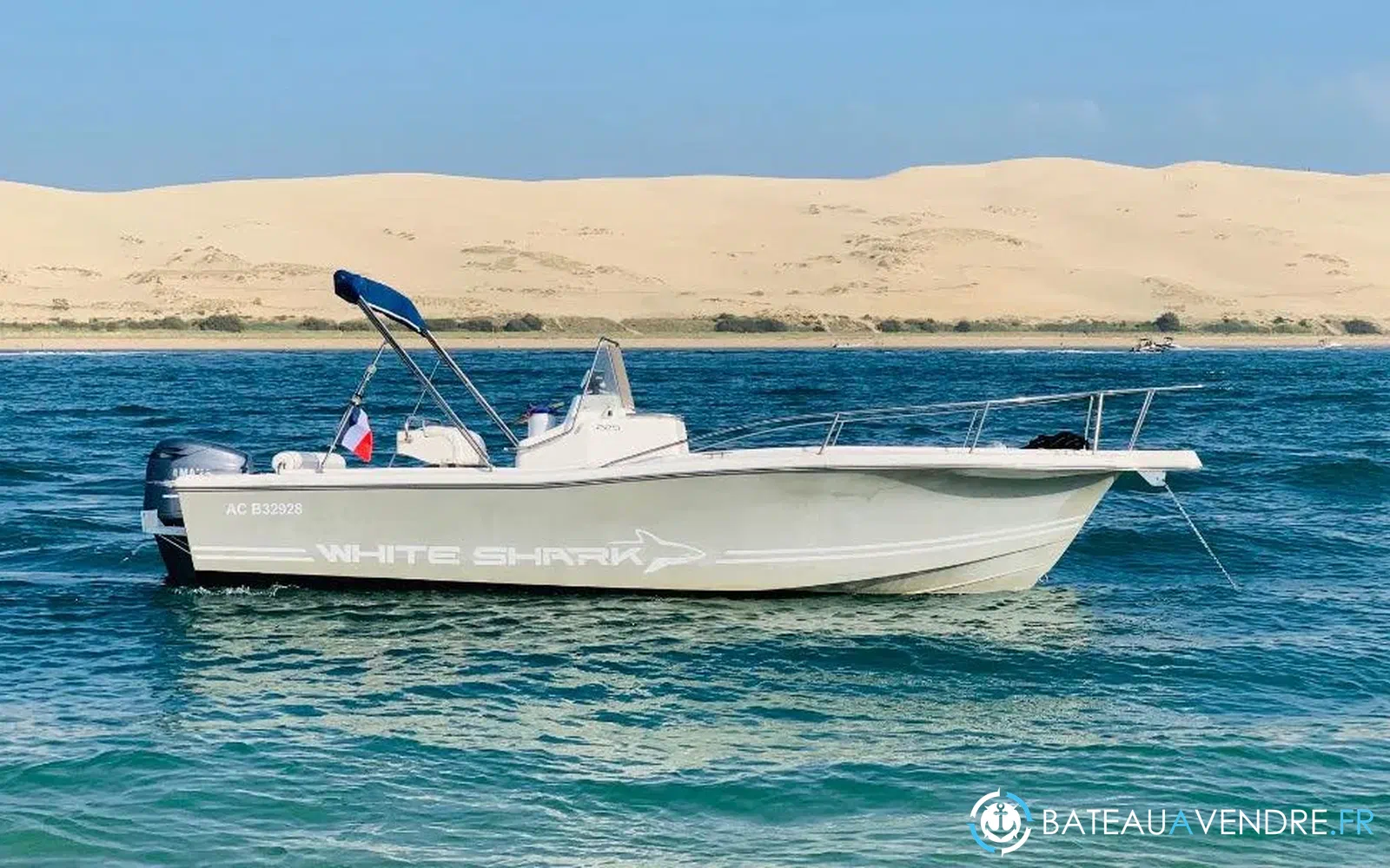 slider 0 Kelt White Shark 225