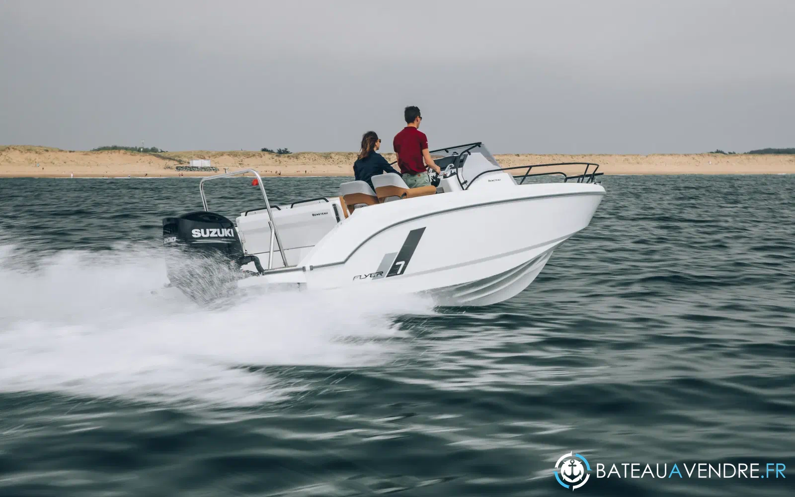 slider 1 Beneteau Flyer 7 SUNdeck