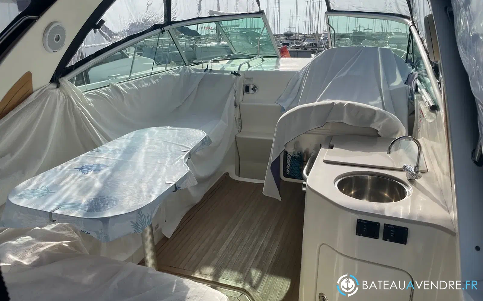 slider 9 Sea Ray 305 Sundancer