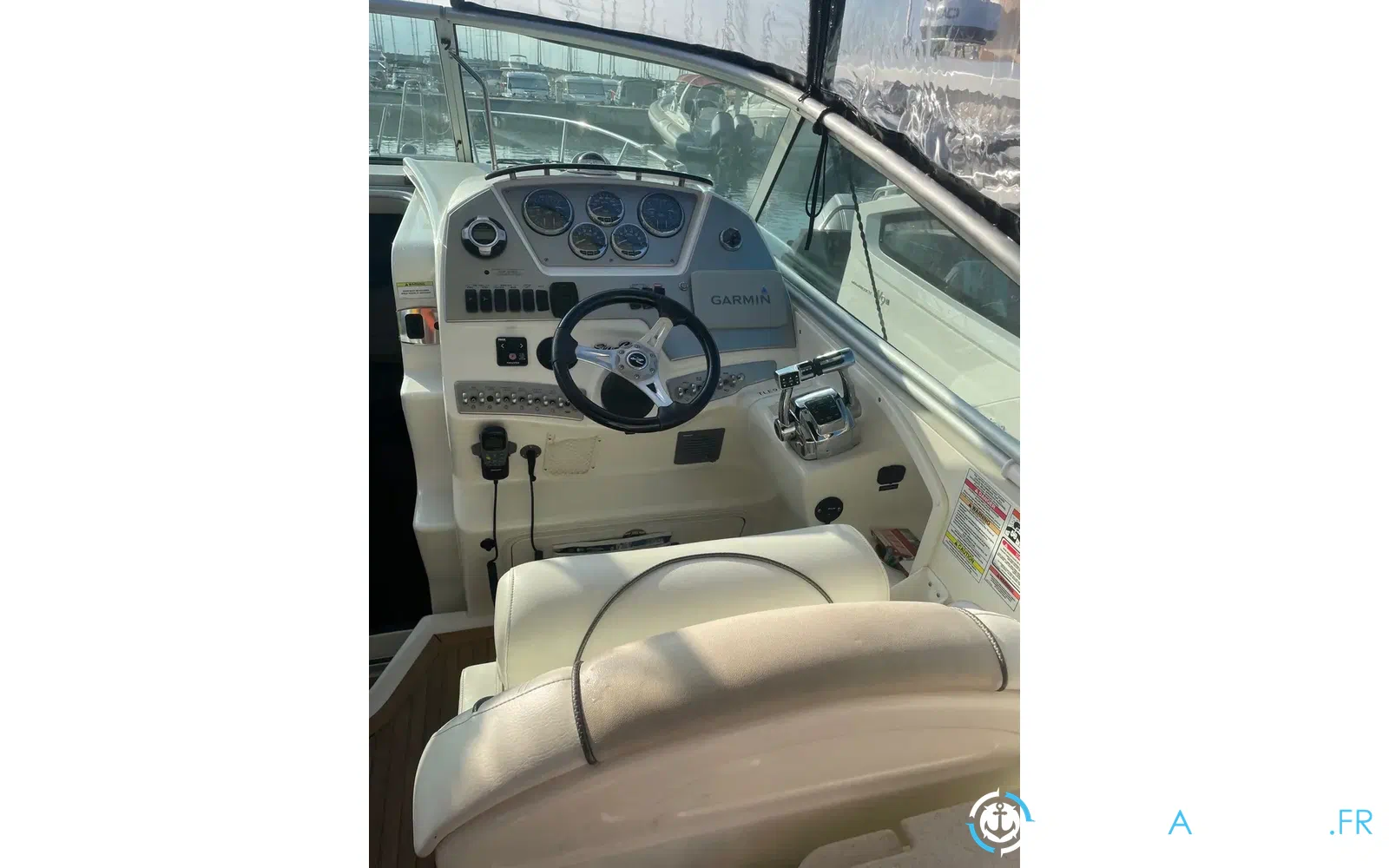slider 12 Sea Ray 305 Sundancer