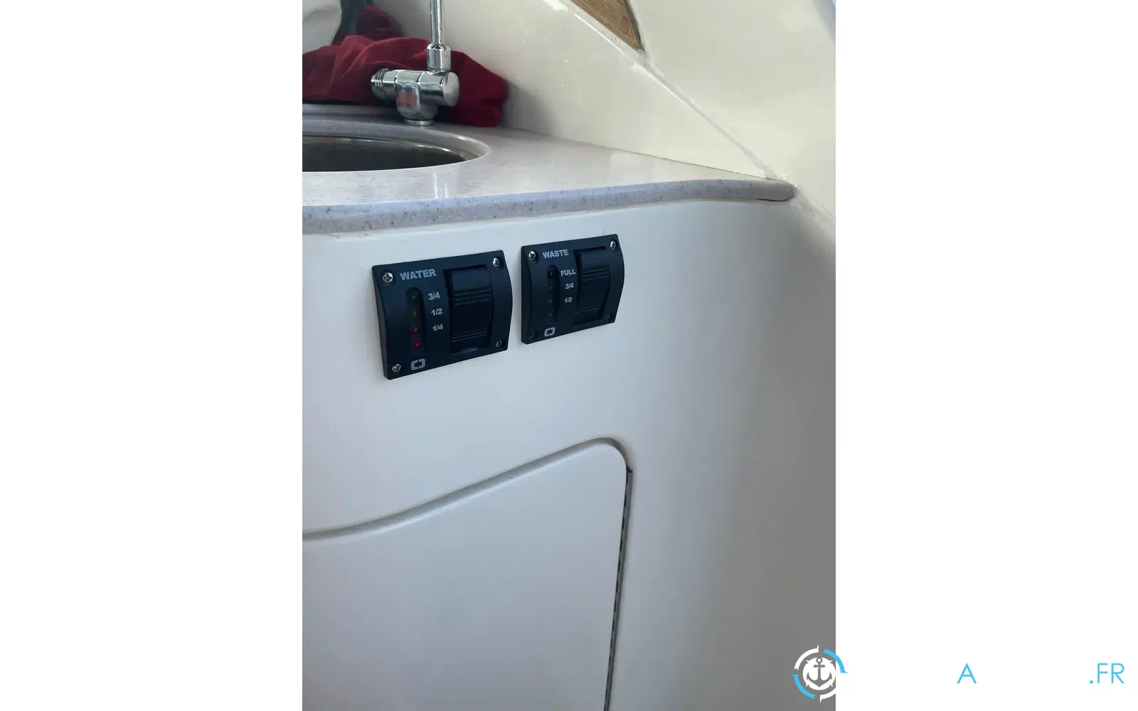 slider 16 Sea Ray 305 Sundancer