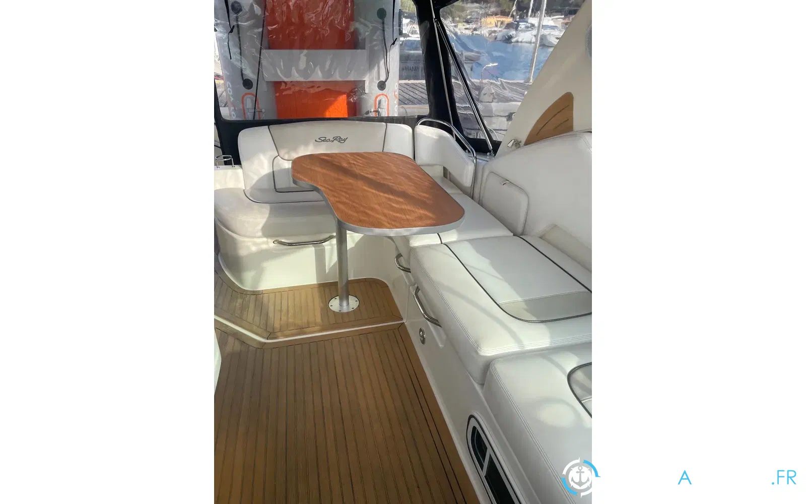 slider 11 Sea Ray 305 Sundancer