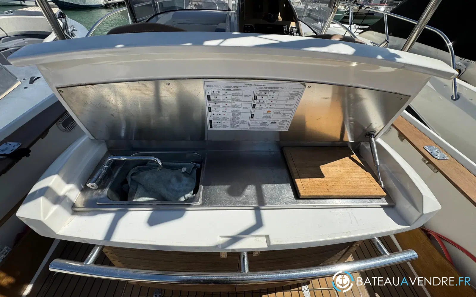 slider 10 Sessa Marine Key Largo 30
