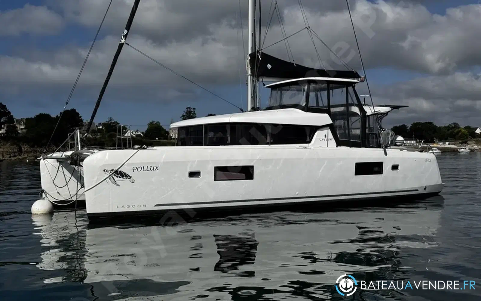 slider 0 Lagoon 42