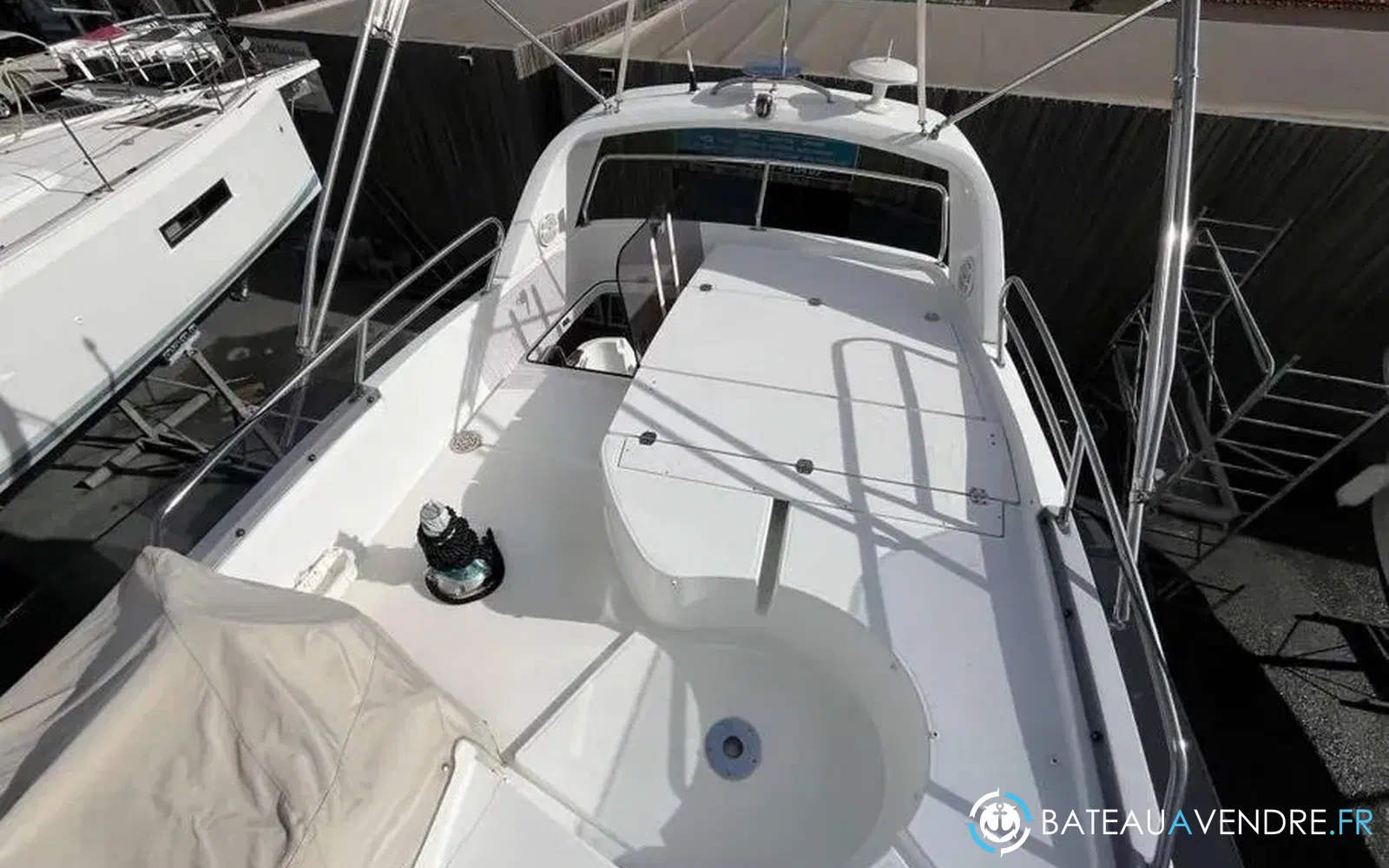 slider 3 Beneteau Antares 36