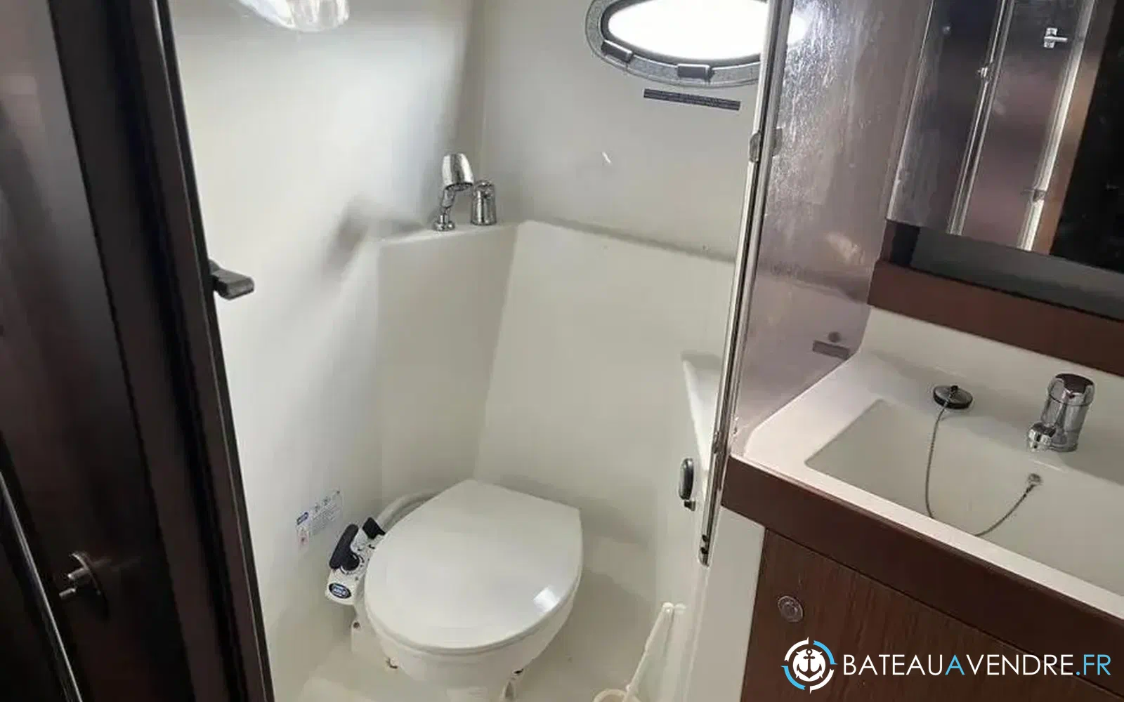 slider 12 Beneteau Antares 36