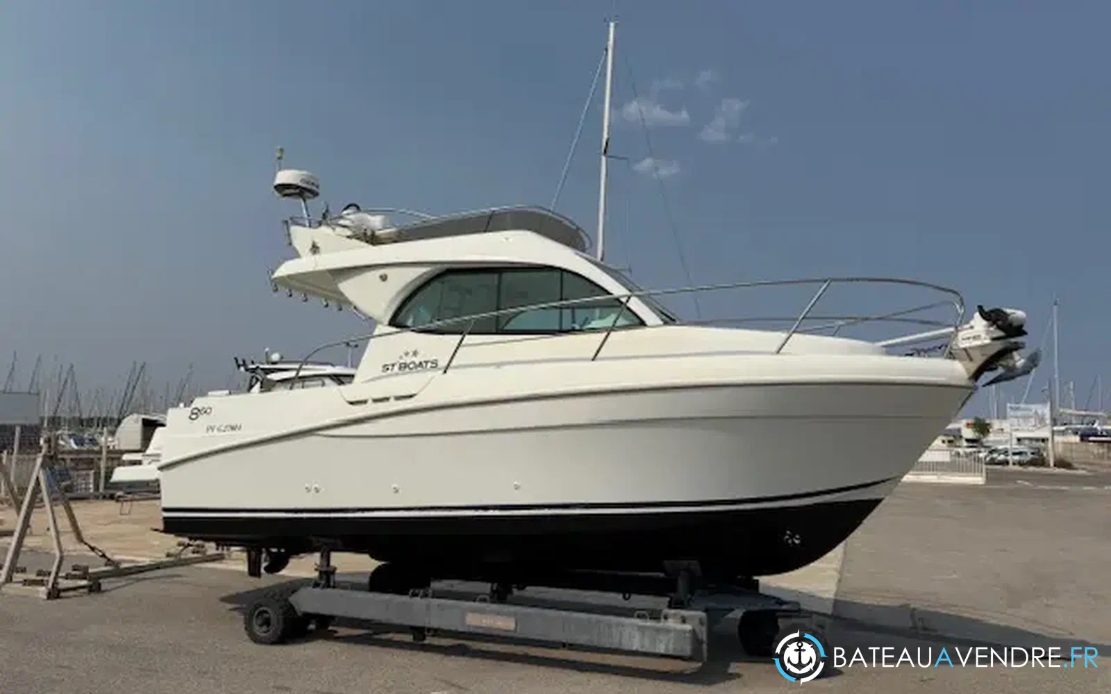 slider 0 ST Boats 860 WA