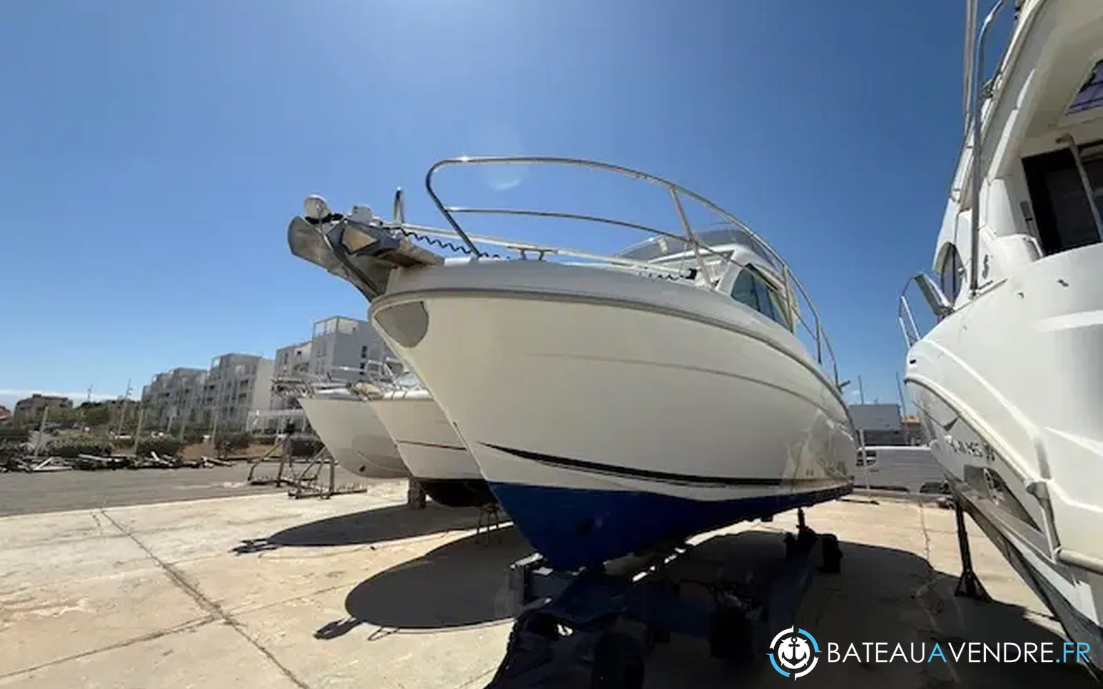 slider 2 ST Boats 860 WA