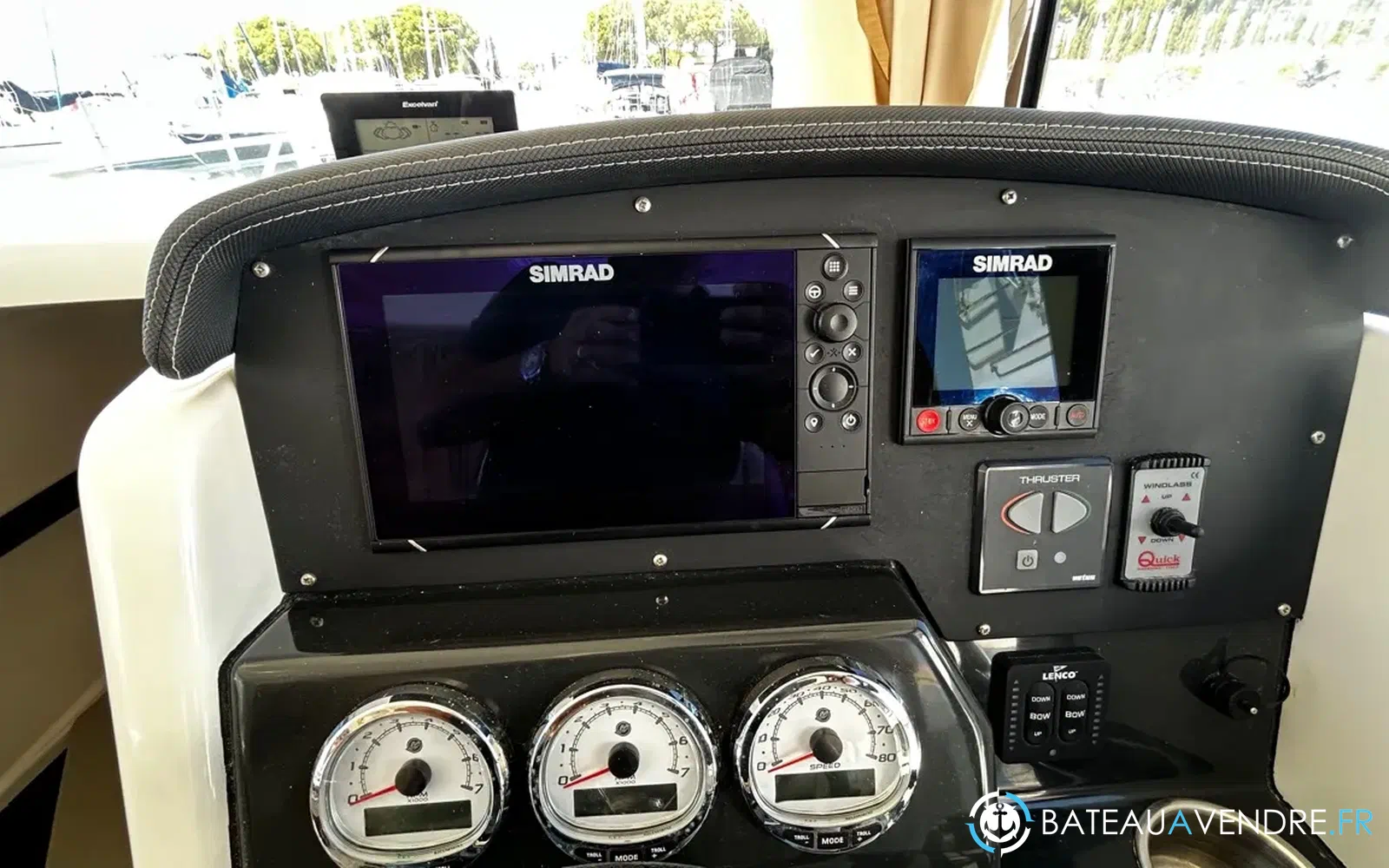 slider 17 Quicksilver 905 Pilothouse