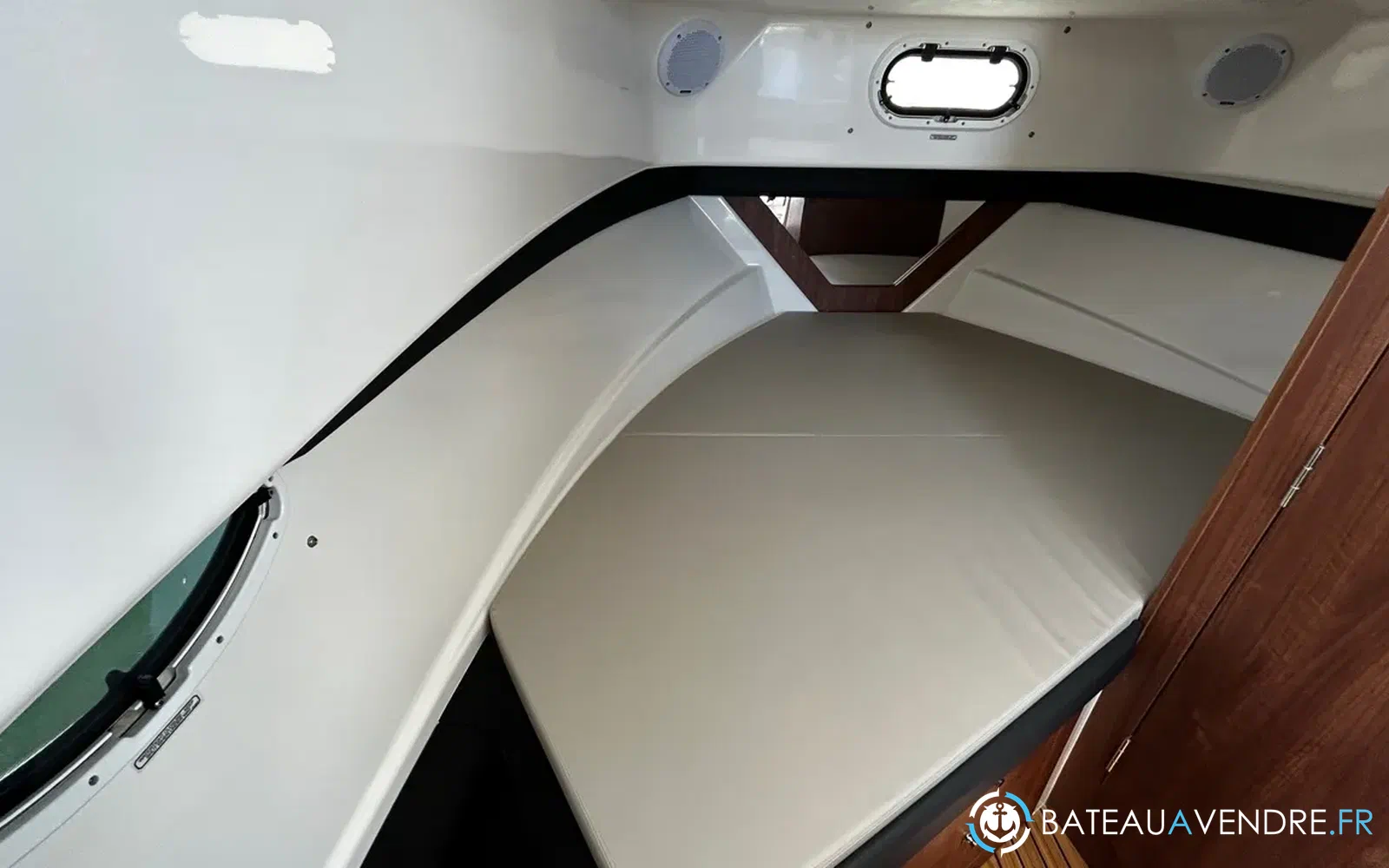 slider 20 Quicksilver 905 Pilothouse
