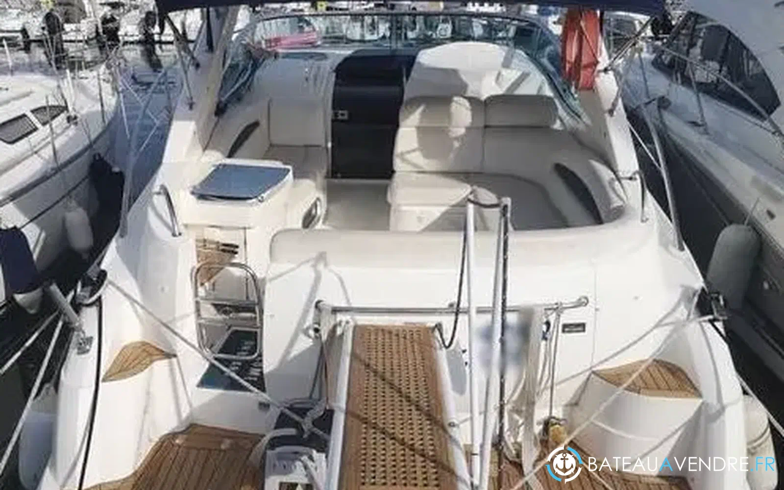 slider 1 Sealine S 38