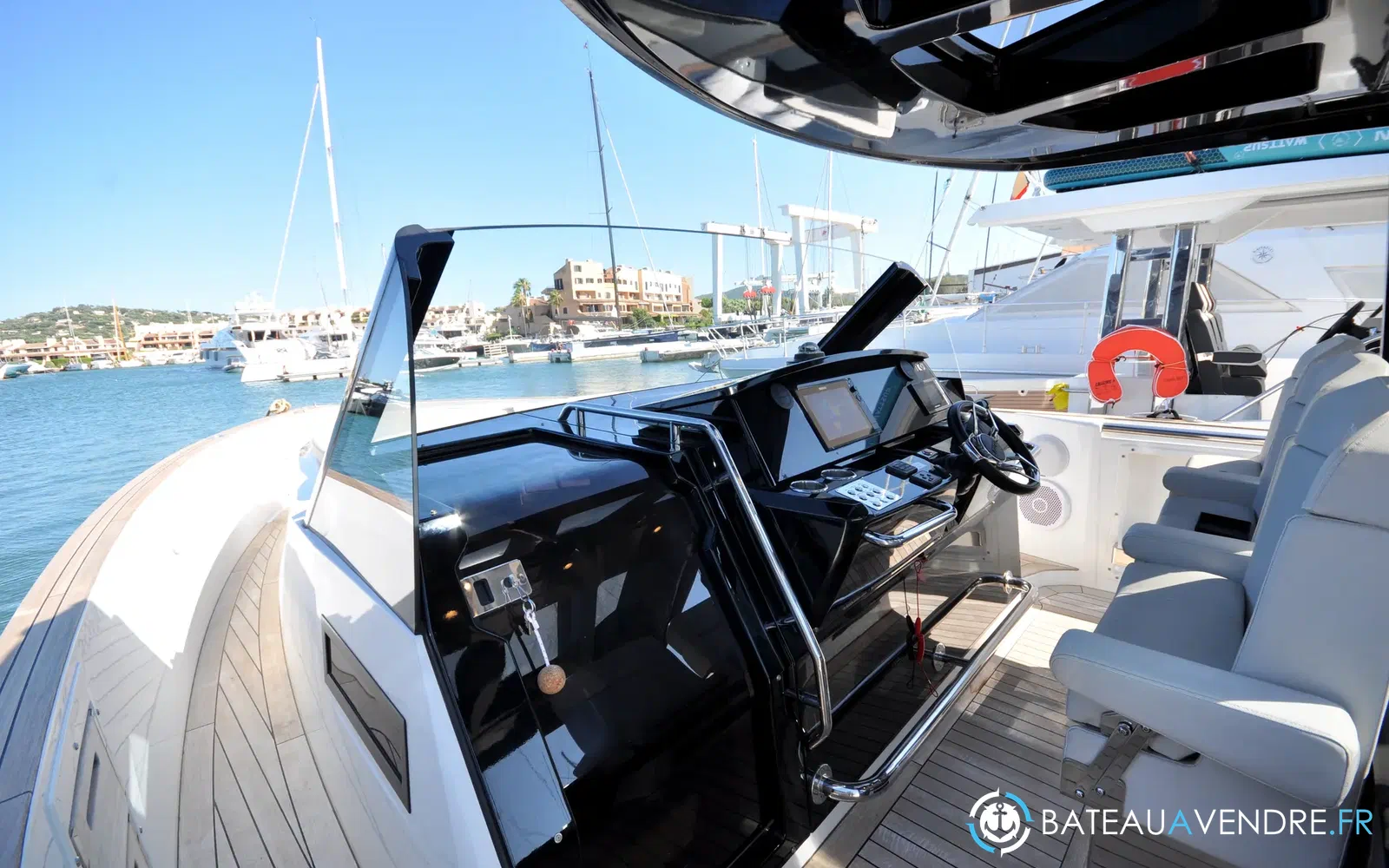 slider 7 Fjord 44 Open