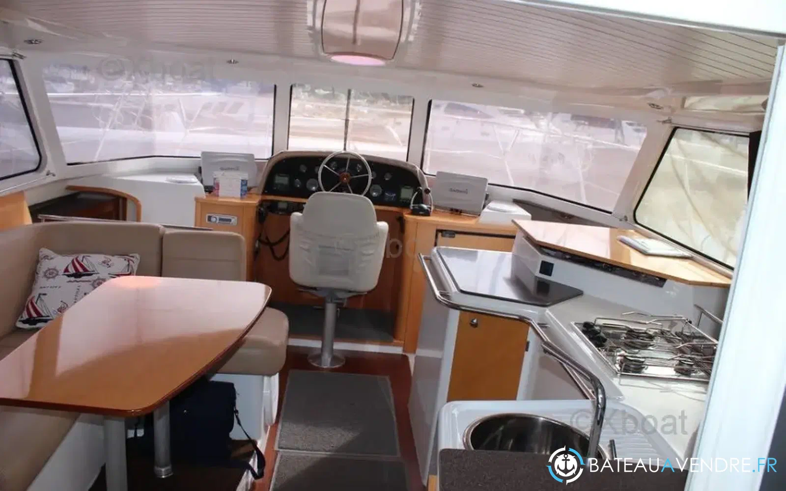 slider 6 Fountaine Pajot Highland 35 Pilot