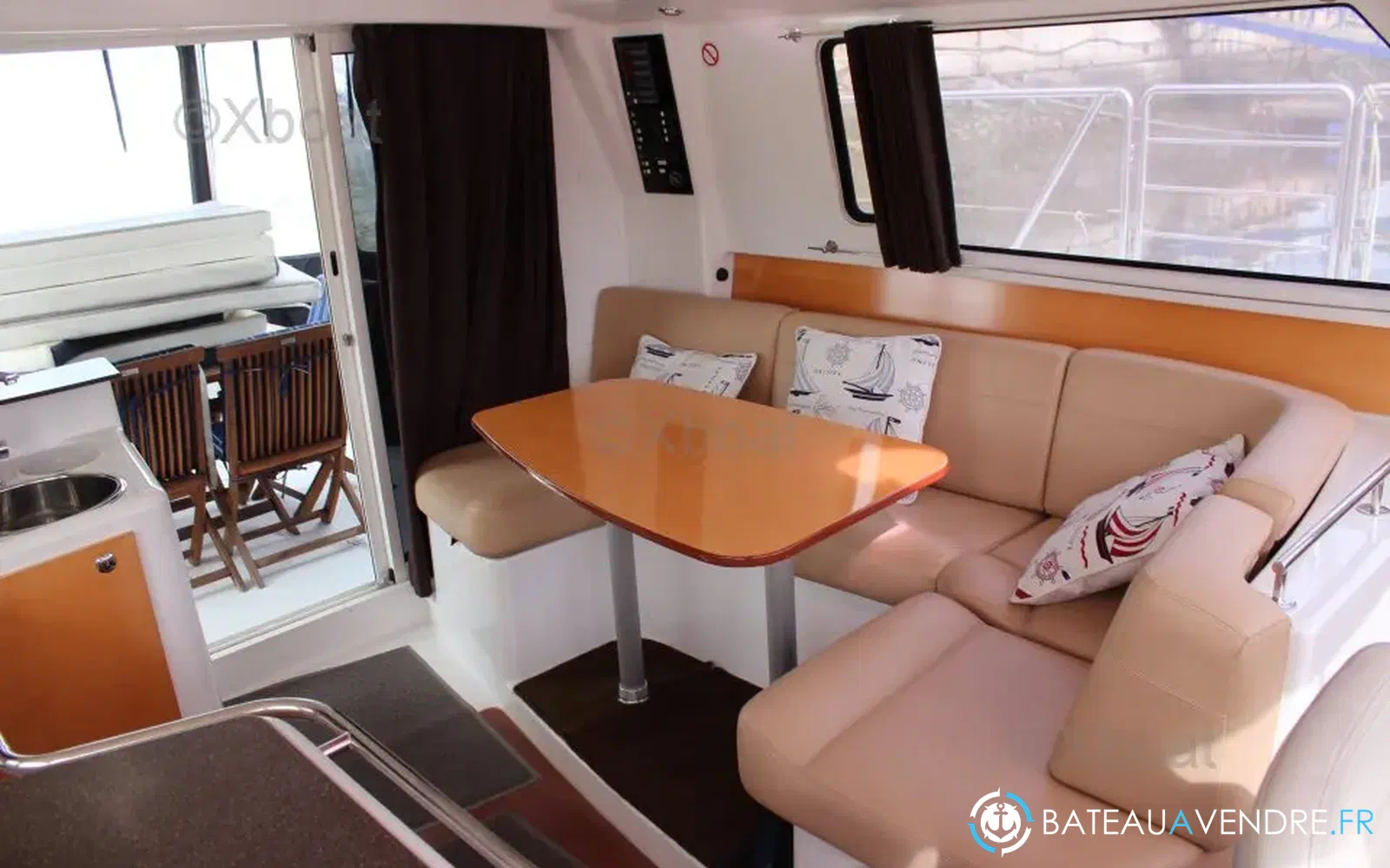 slider 7 Fountaine Pajot Highland 35 Pilot