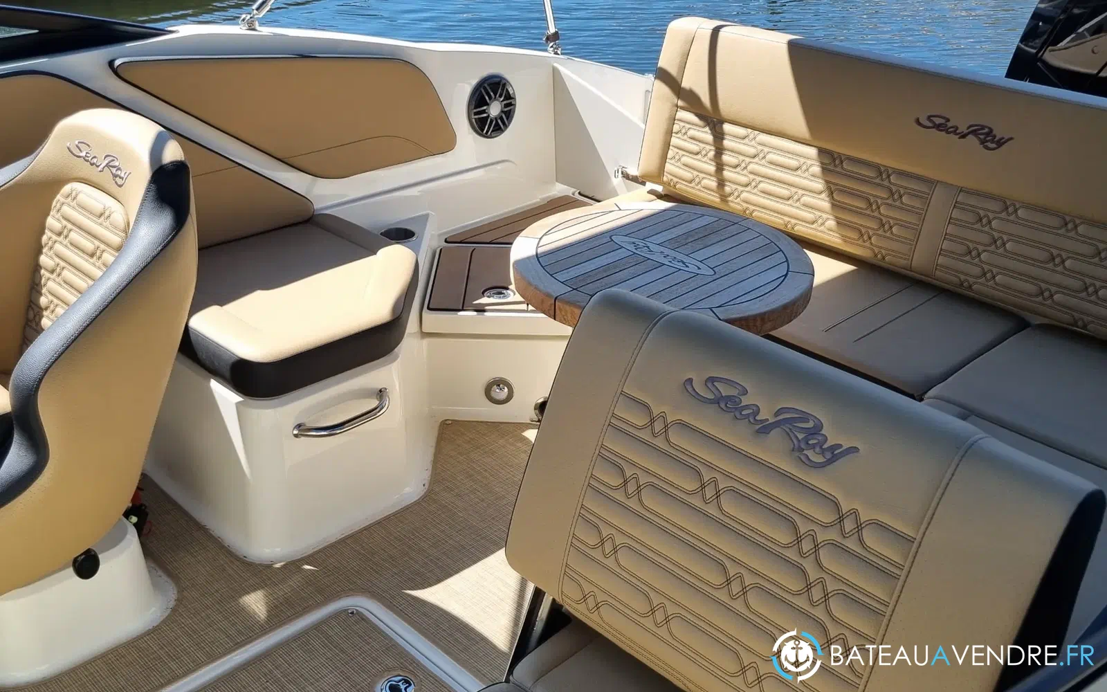 slider 3 Sea Ray 210 SPX OB