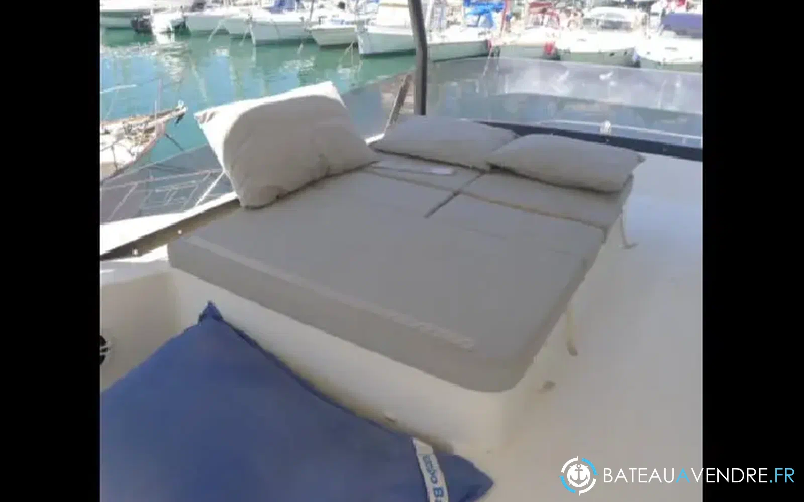 slider 10 Fountaine Pajot My 40