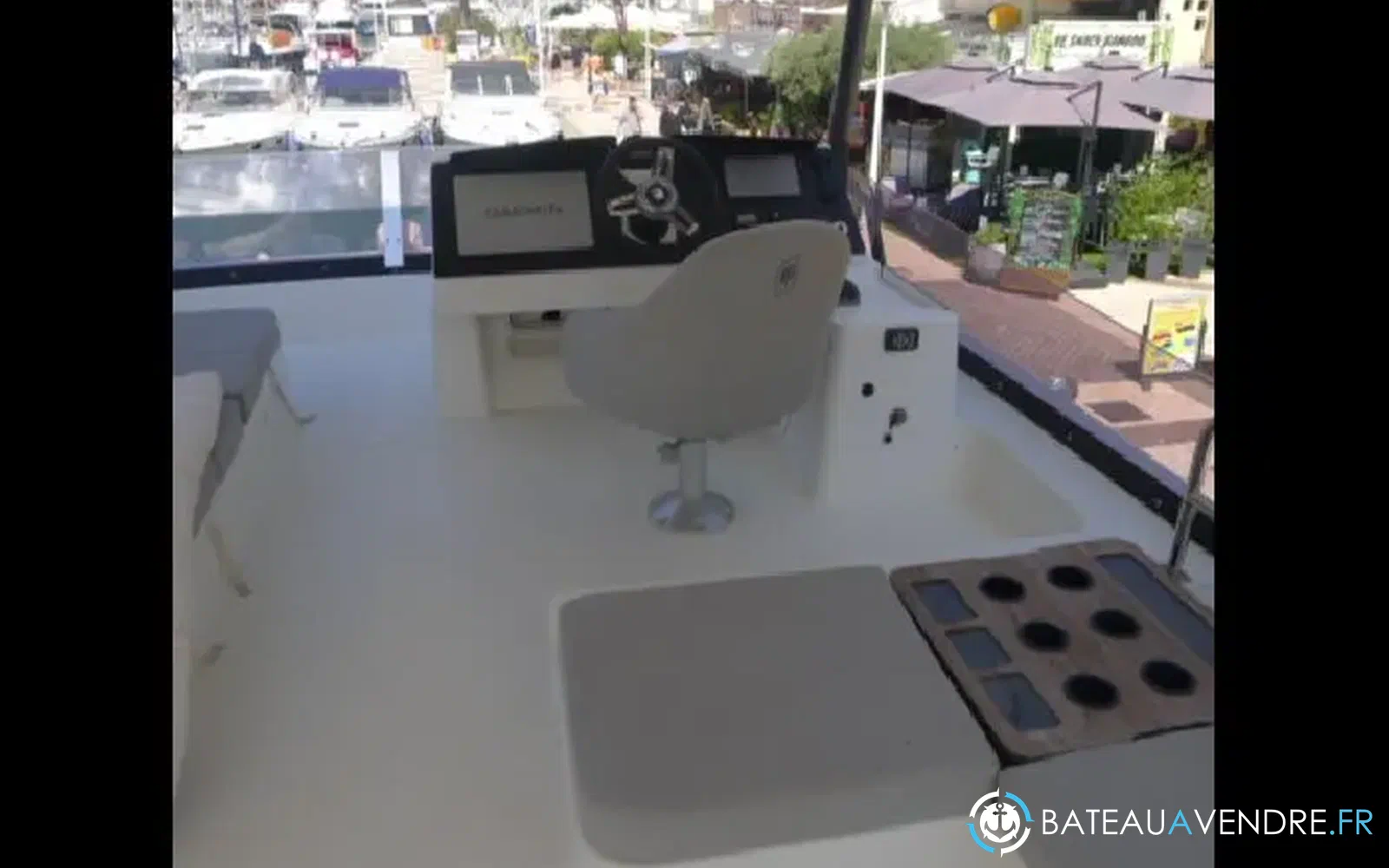 slider 8 Fountaine Pajot My 40