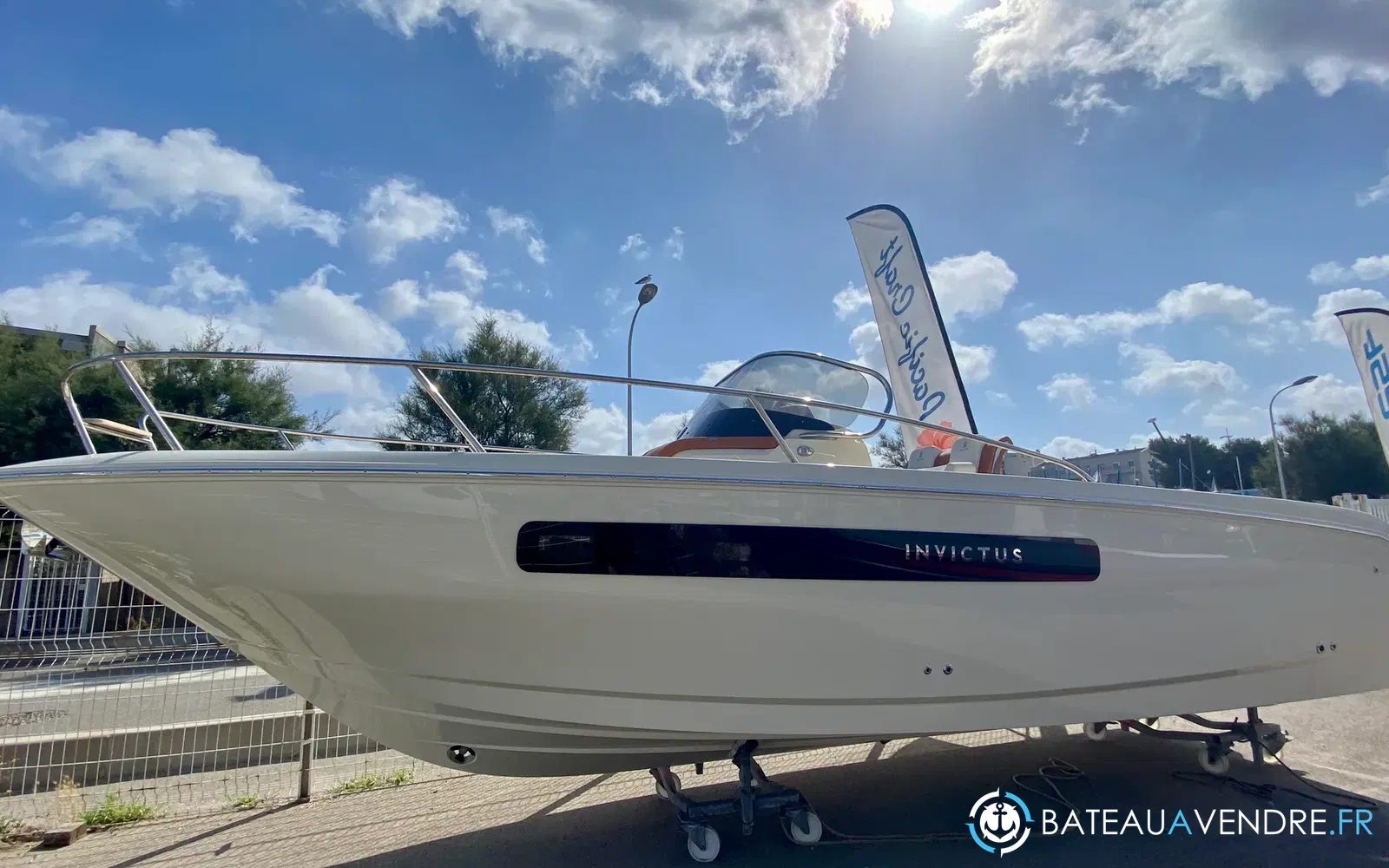 slider 0 Invictus 270 CX