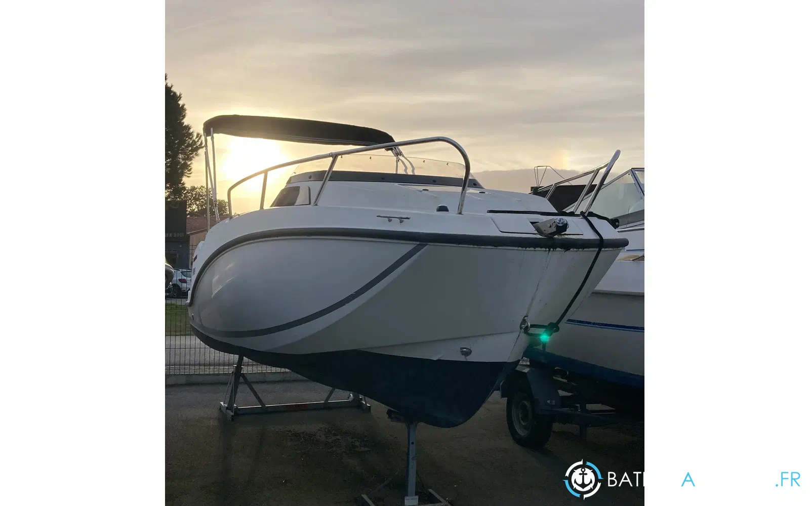 slider 2 Quicksilver 555 Cabin