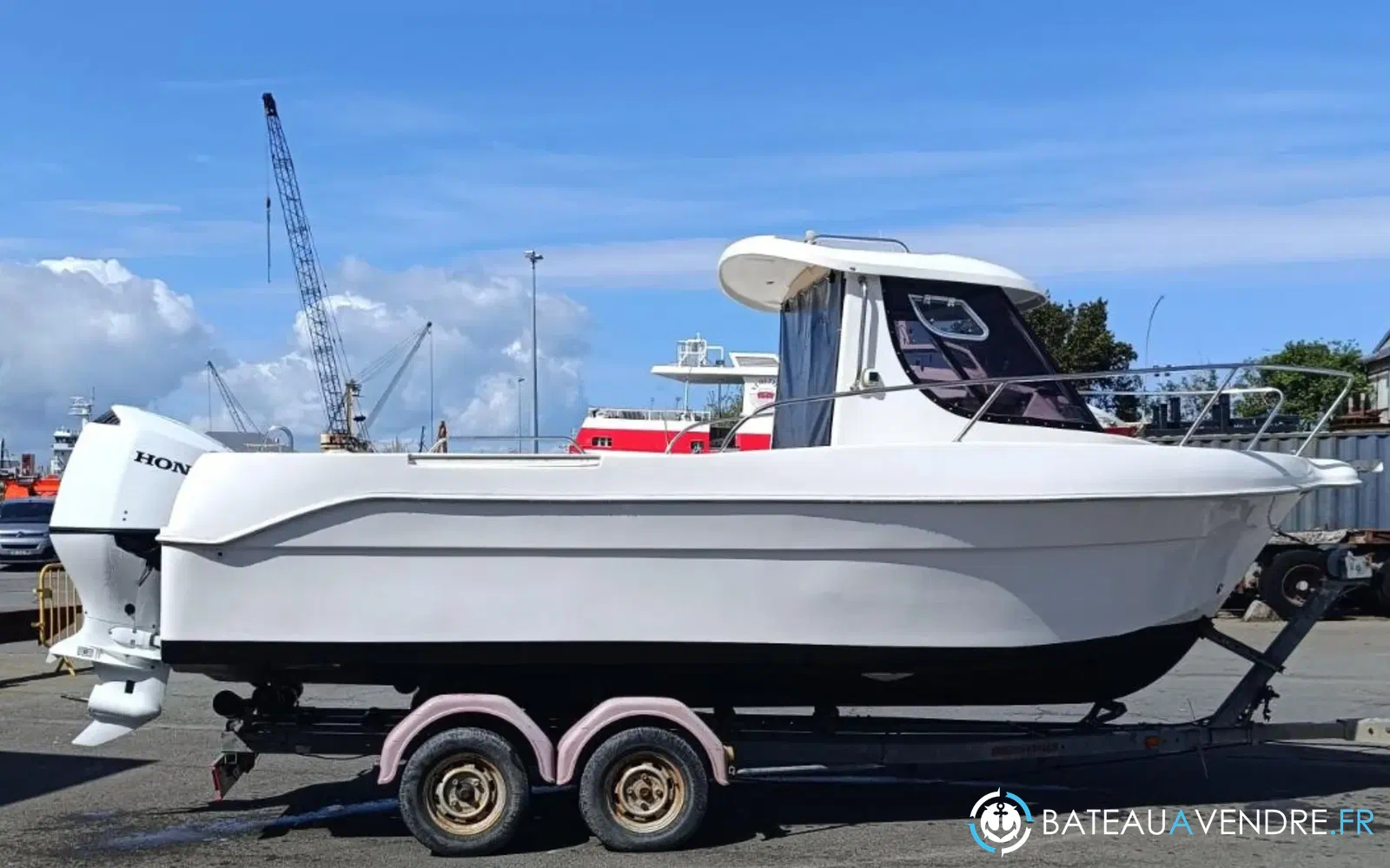 slider 5 Quicksilver 620 Pilothouse