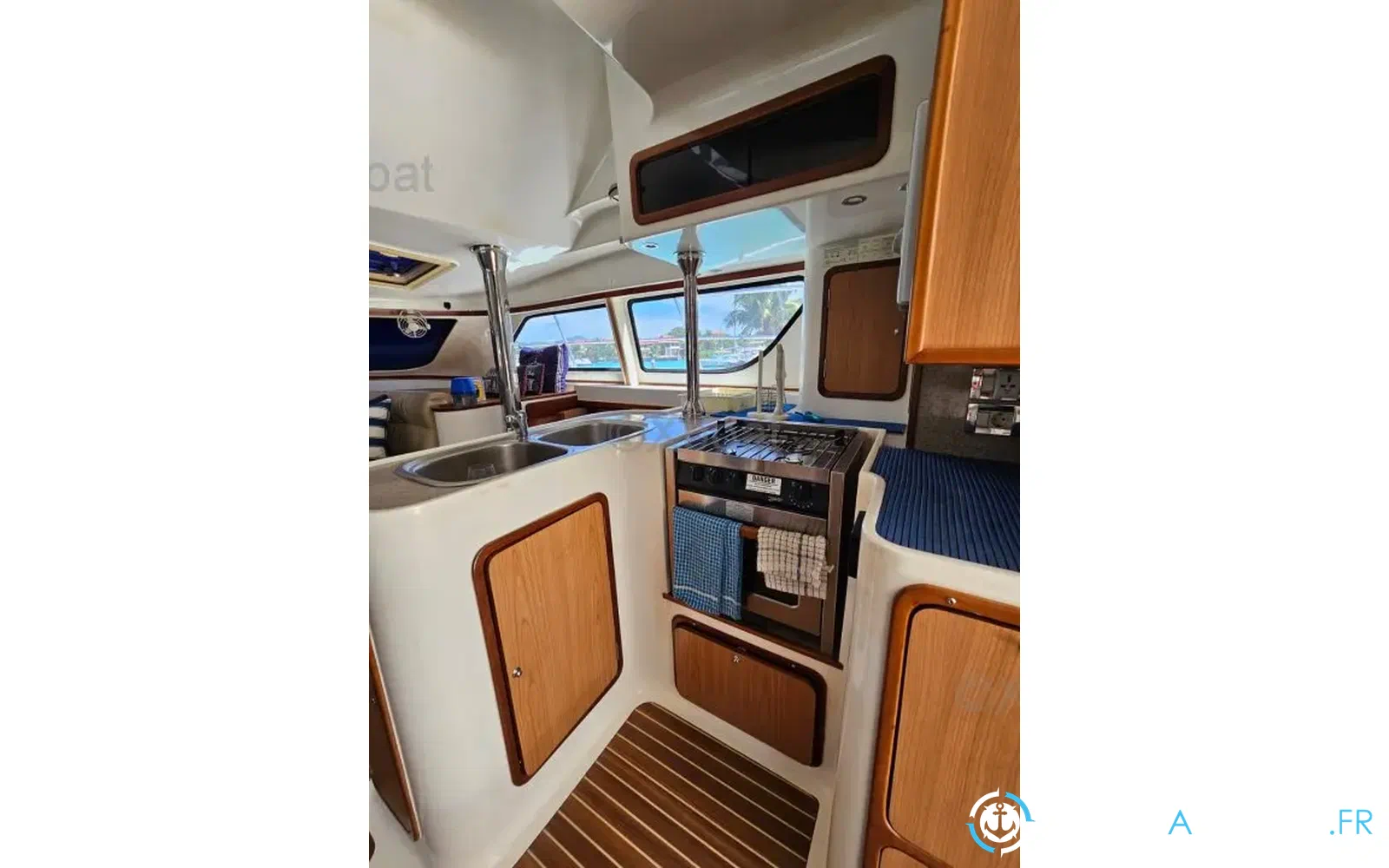 slider 11 Africat Marine Africat 420