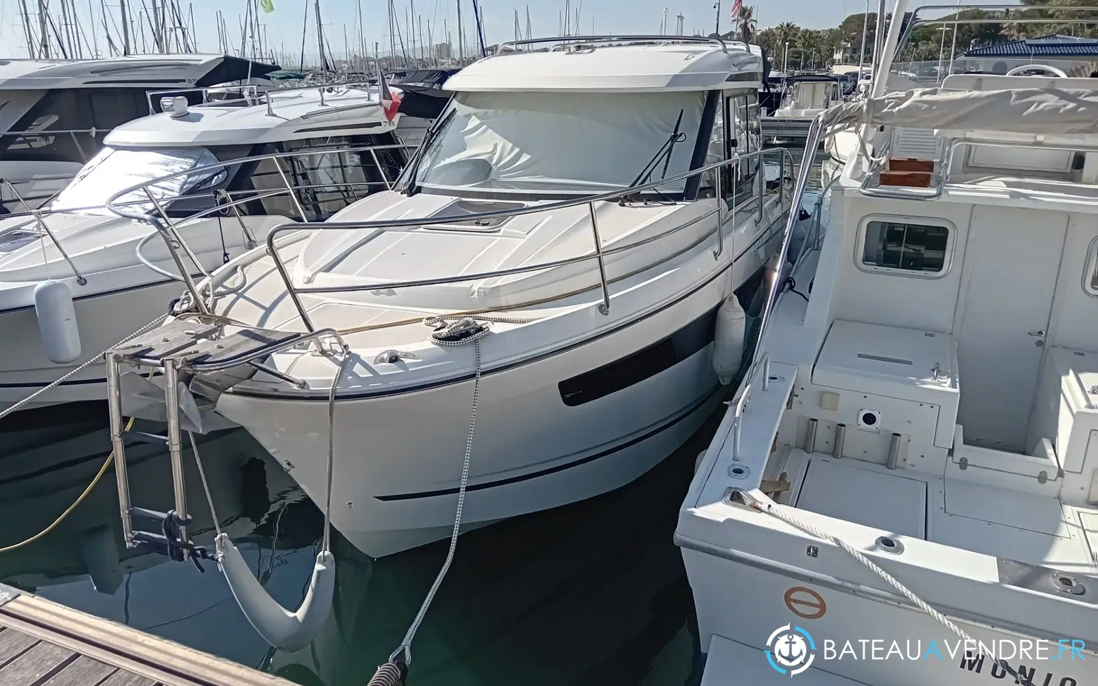slider 0 Jeanneau Merry Fisher 895