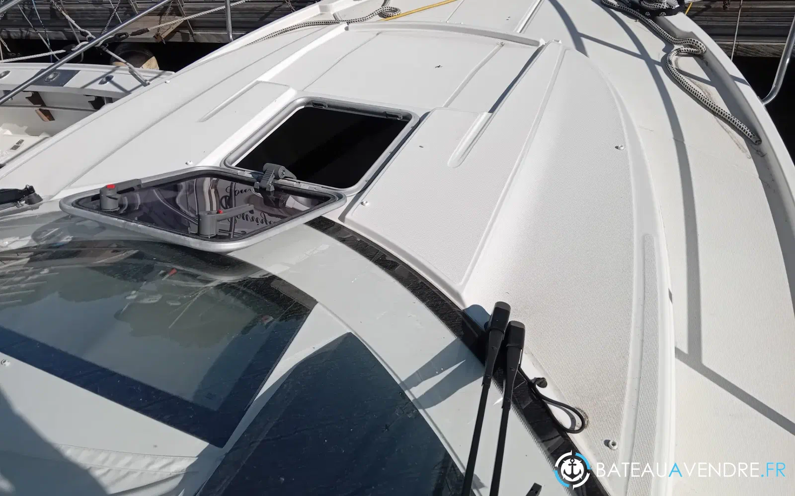 slider 2 Jeanneau Merry Fisher 895