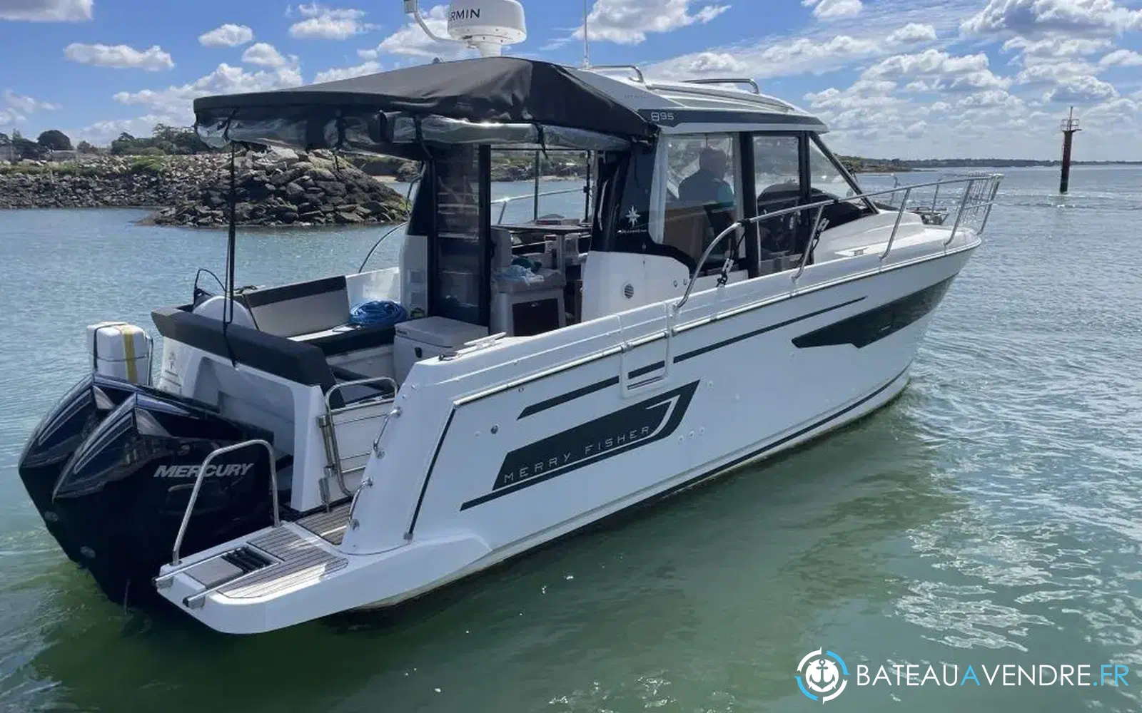 slider 0 Jeanneau Merry Fisher 895