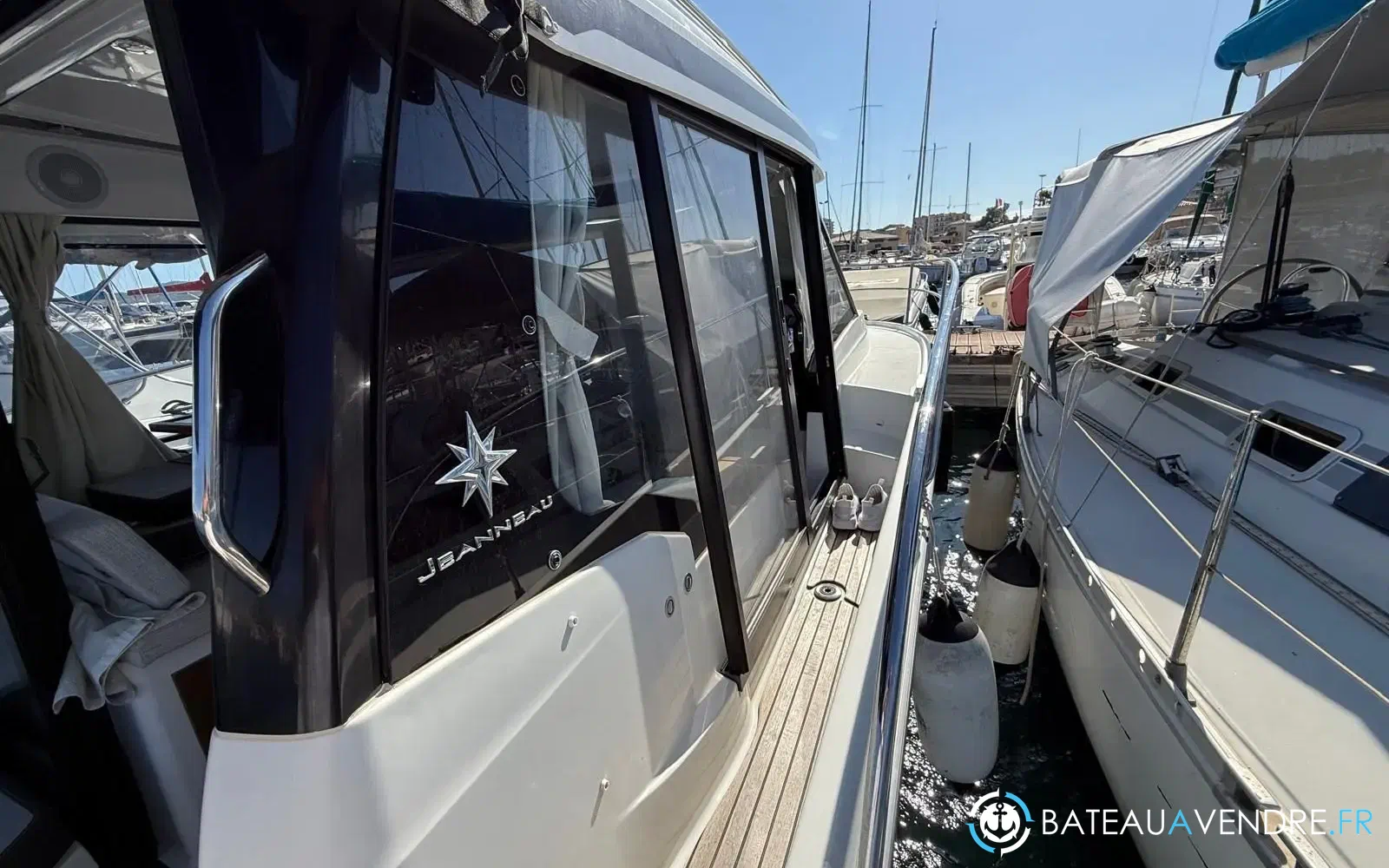 slider 5 Jeanneau Merry Fisher 895