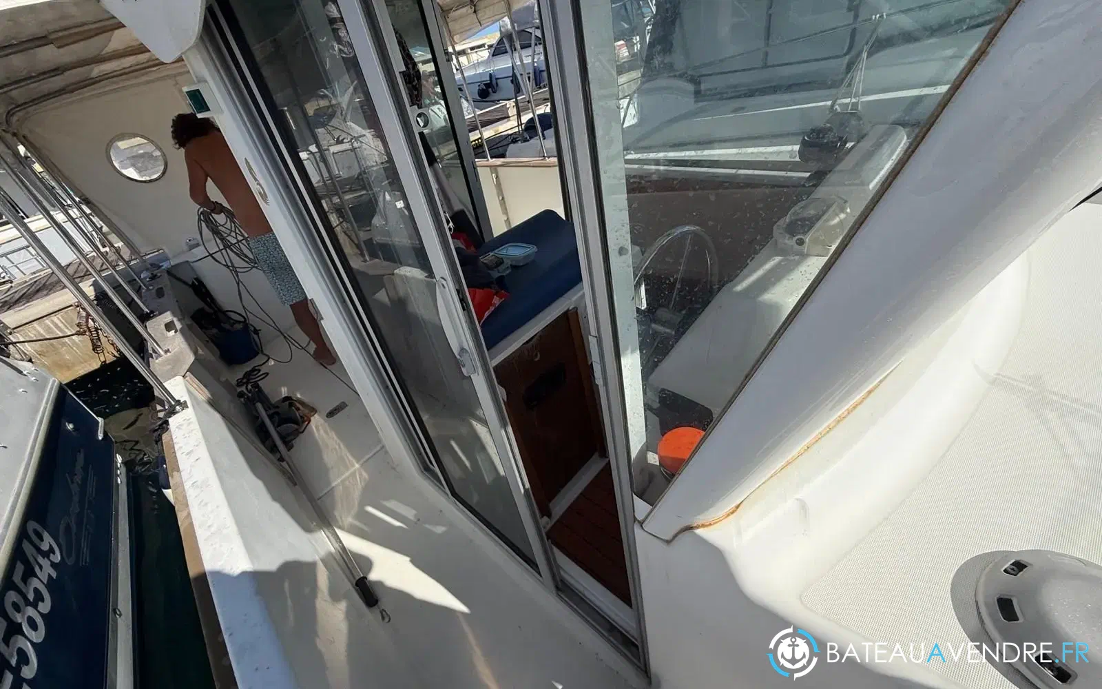 slider 4 Beneteau Antares 700 Fishing