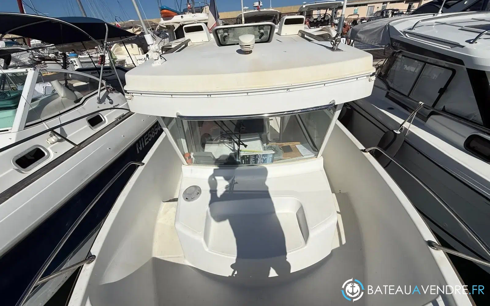 slider 6 Beneteau Antares 700 Fishing