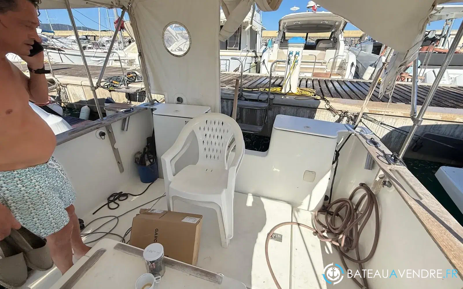 slider 8 Beneteau Antares 700 Fishing