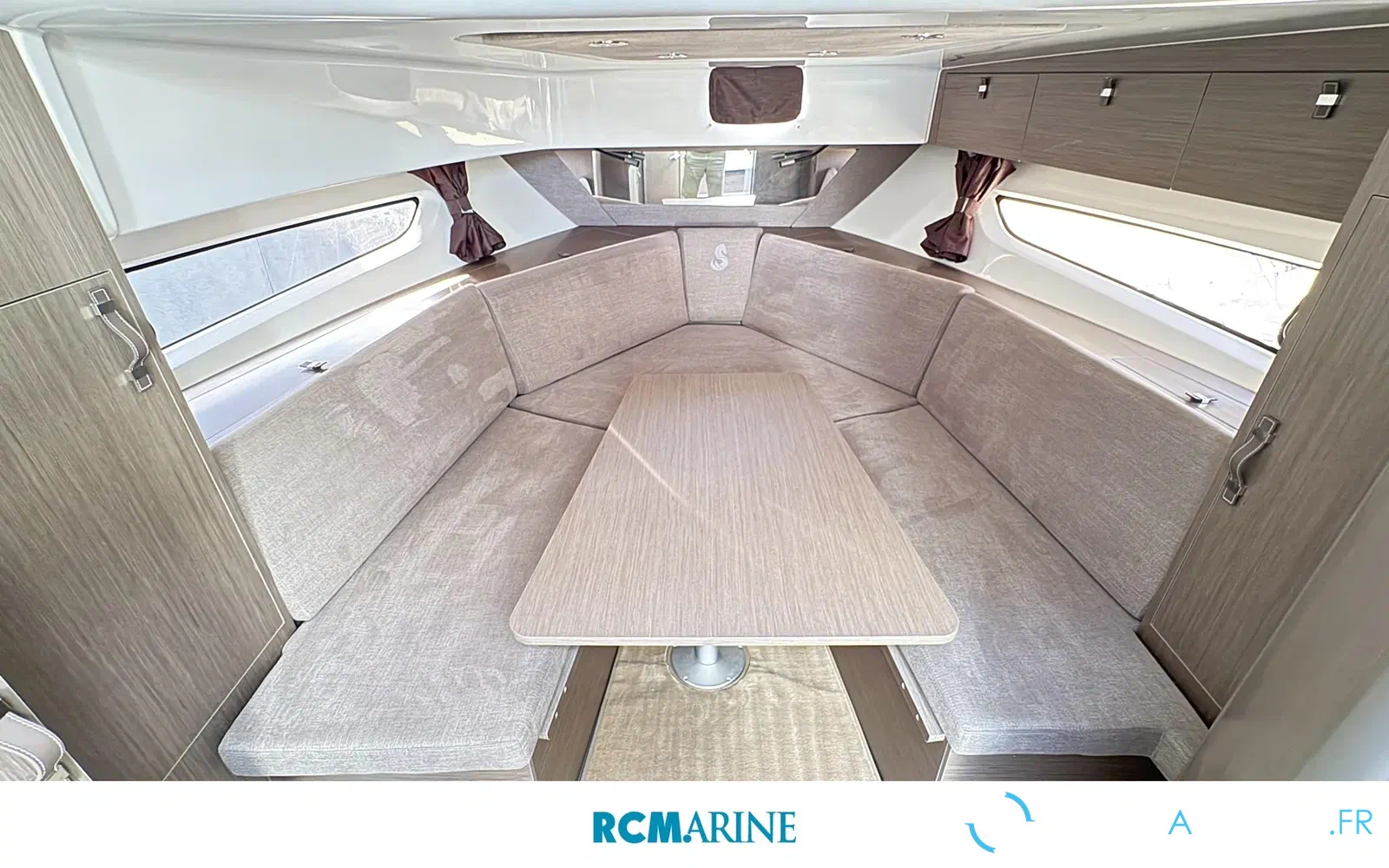 slider 16 Beneteau Gran Turismo 32