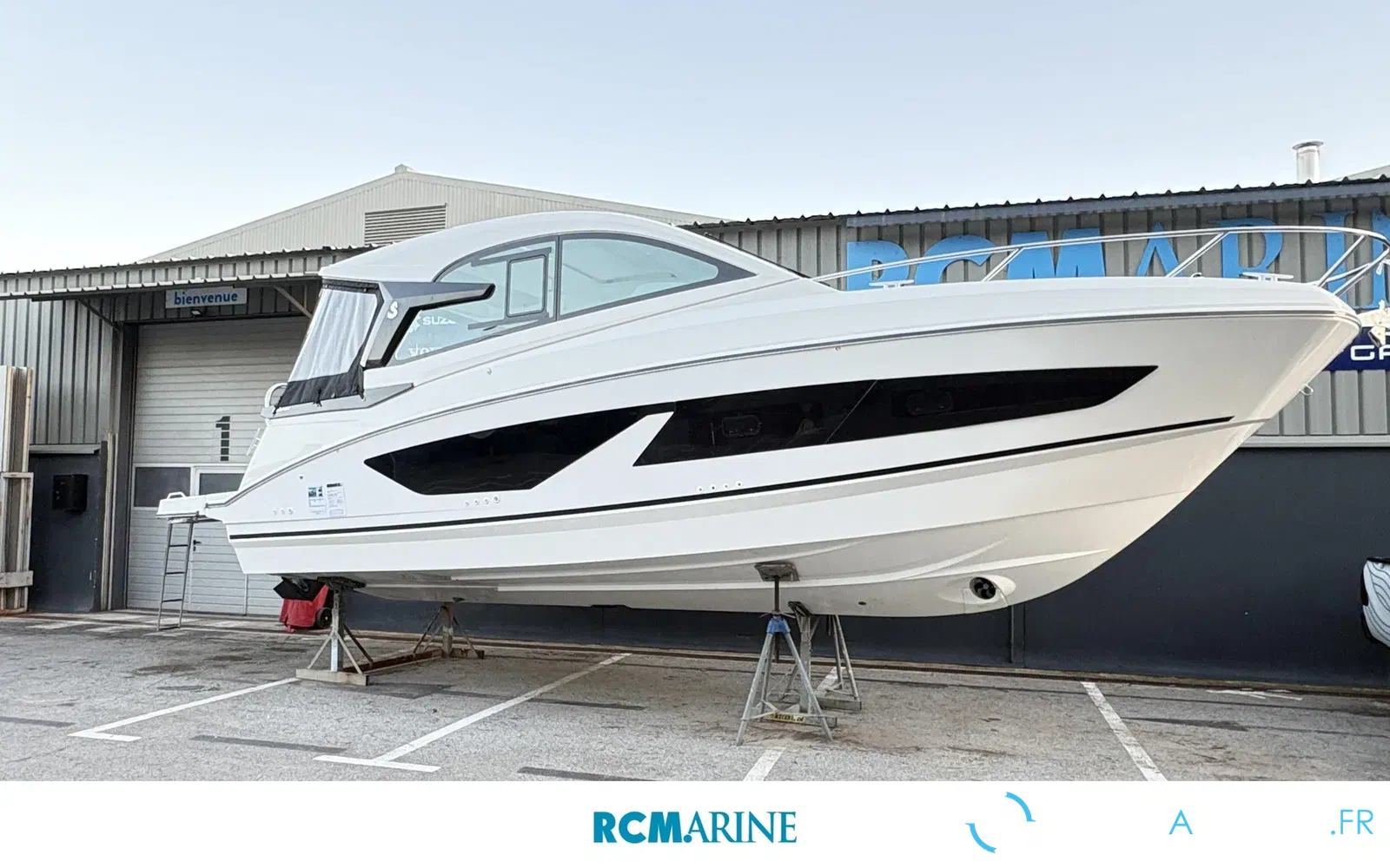 slider 3 Beneteau Gran Turismo 32