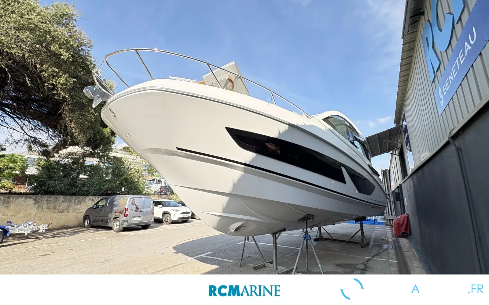 slider 5 Beneteau Gran Turismo 32