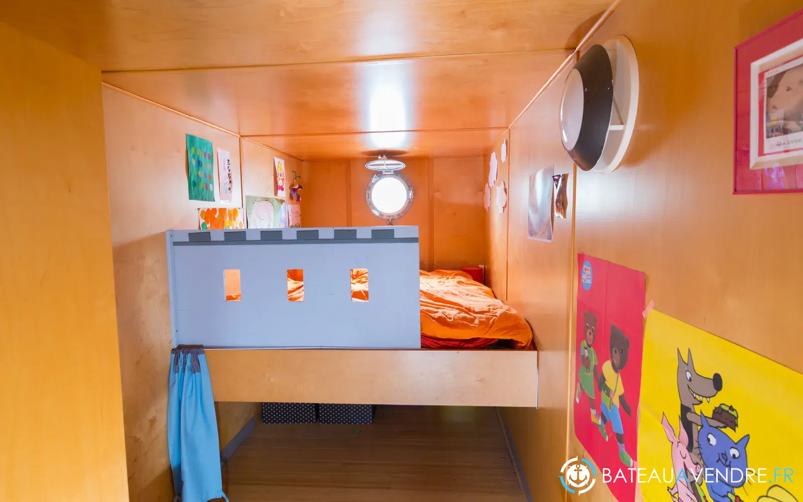 slider 6 Bateau Logement FREYCINET 3 cabines + log mariner