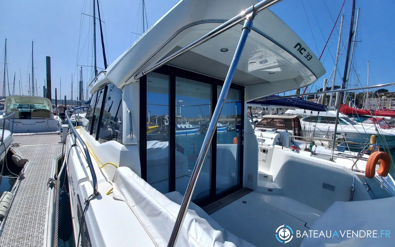 slider 1 Jeanneau NC 33