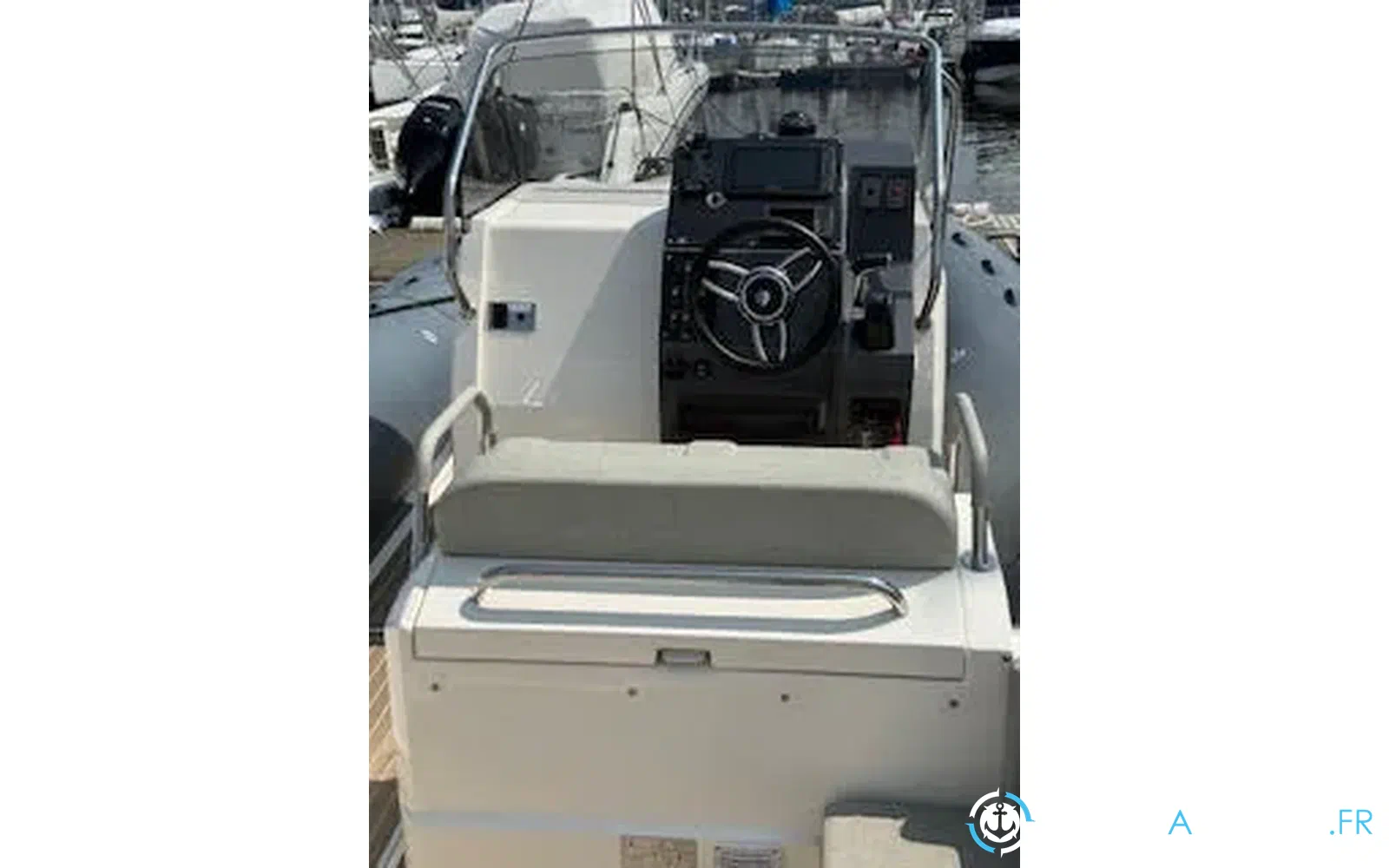 slider 12 Capelli Tempest 800