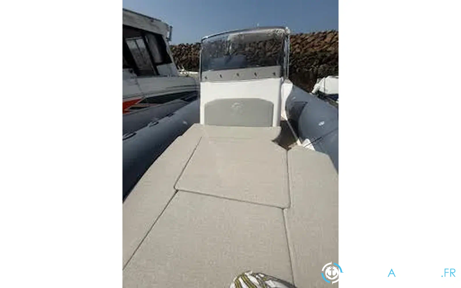 slider 14 Capelli Tempest 800
