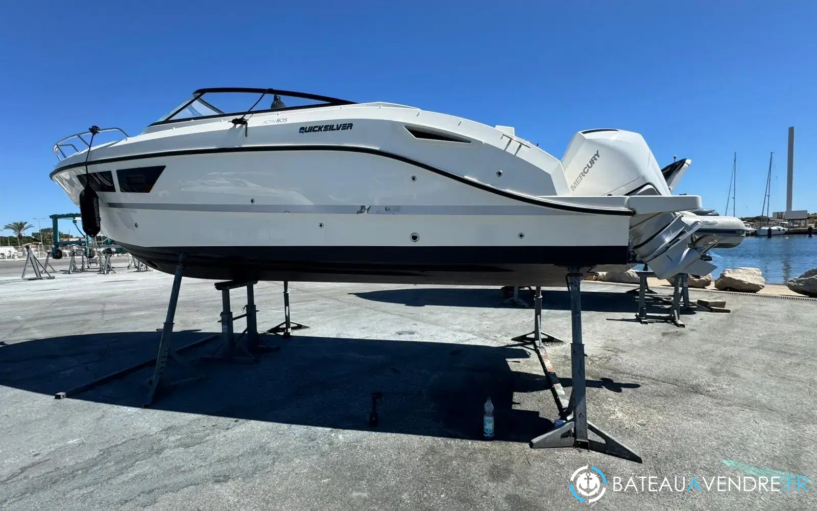 slider 6 Quicksilver Activ 805 Cruiser
