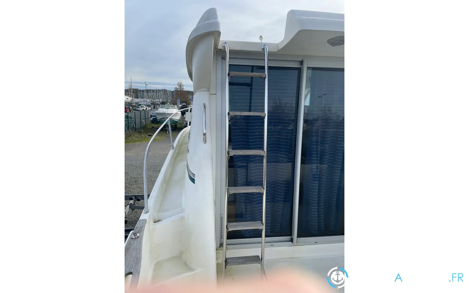 slider 3 Jeanneau Merry Fisher 805
