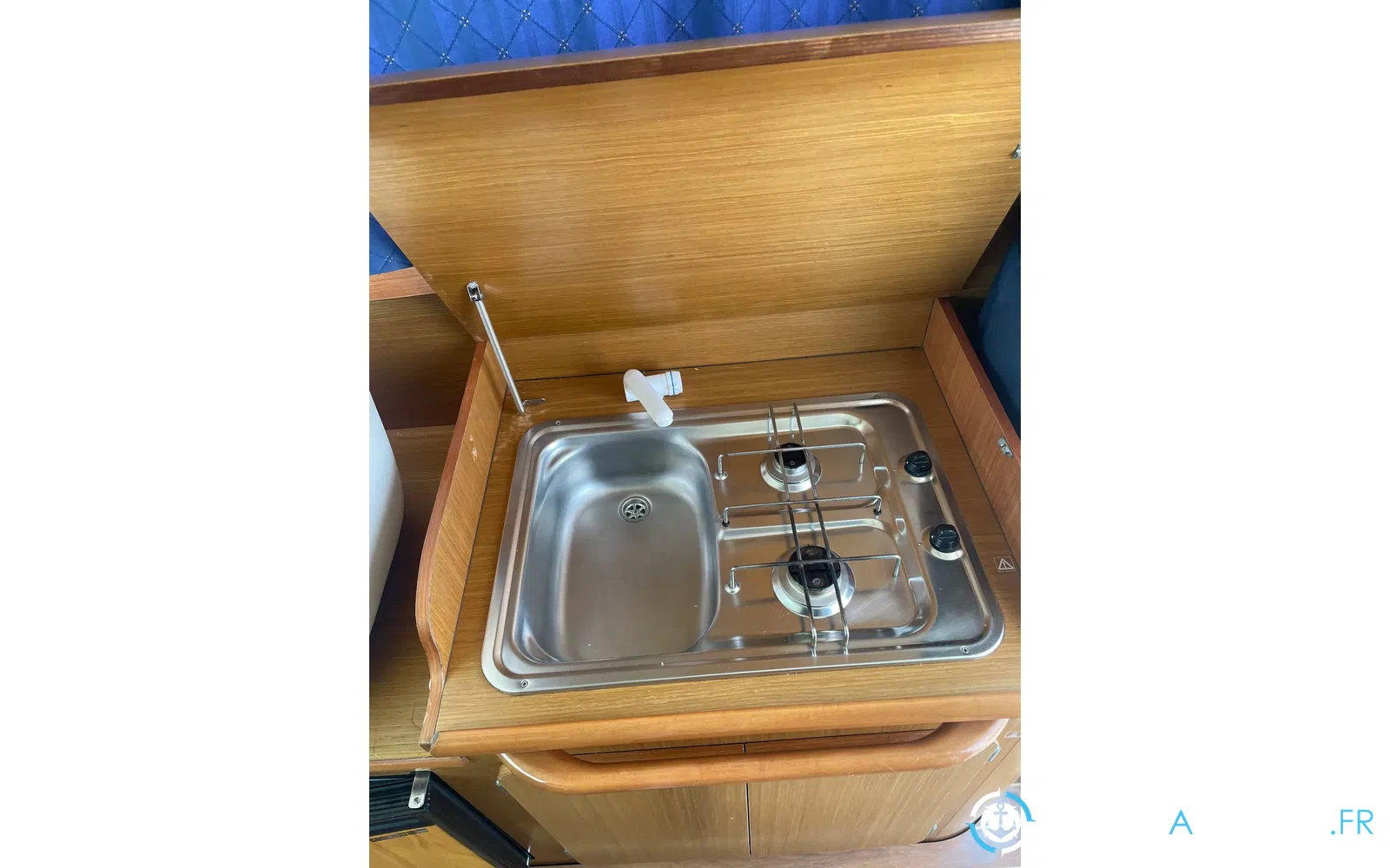 slider 6 Jeanneau Merry Fisher 805