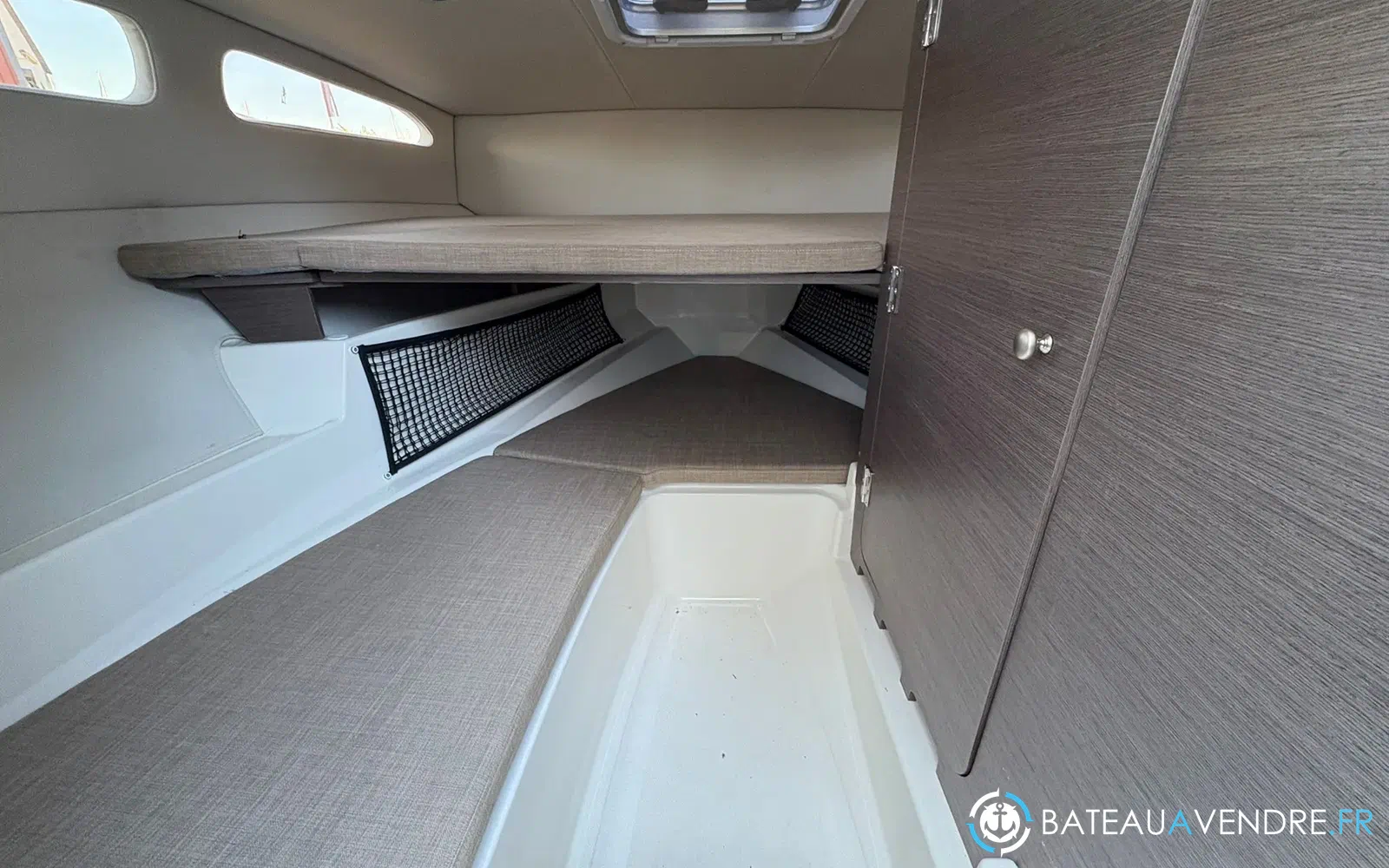 slider 8 Bayliner VR6 Cuddy